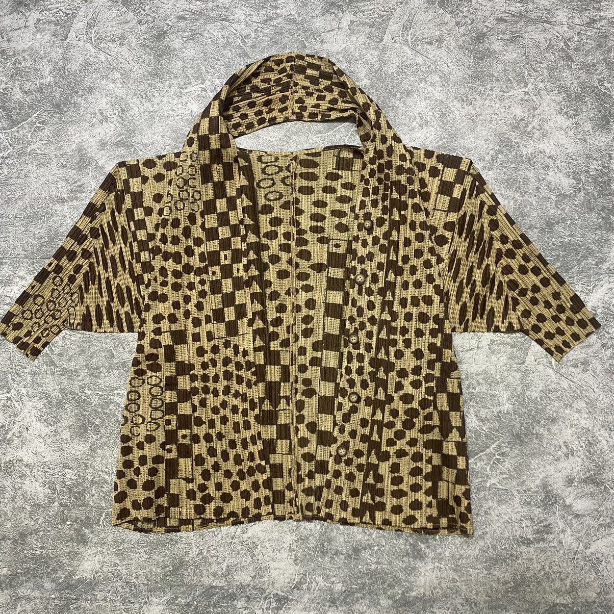Pleats Please Issey Miyake Pleats Please by Issey Miyake Button up printed Shirt Size M / US 6-8 / IT 42-44 - 3 Thumbnail