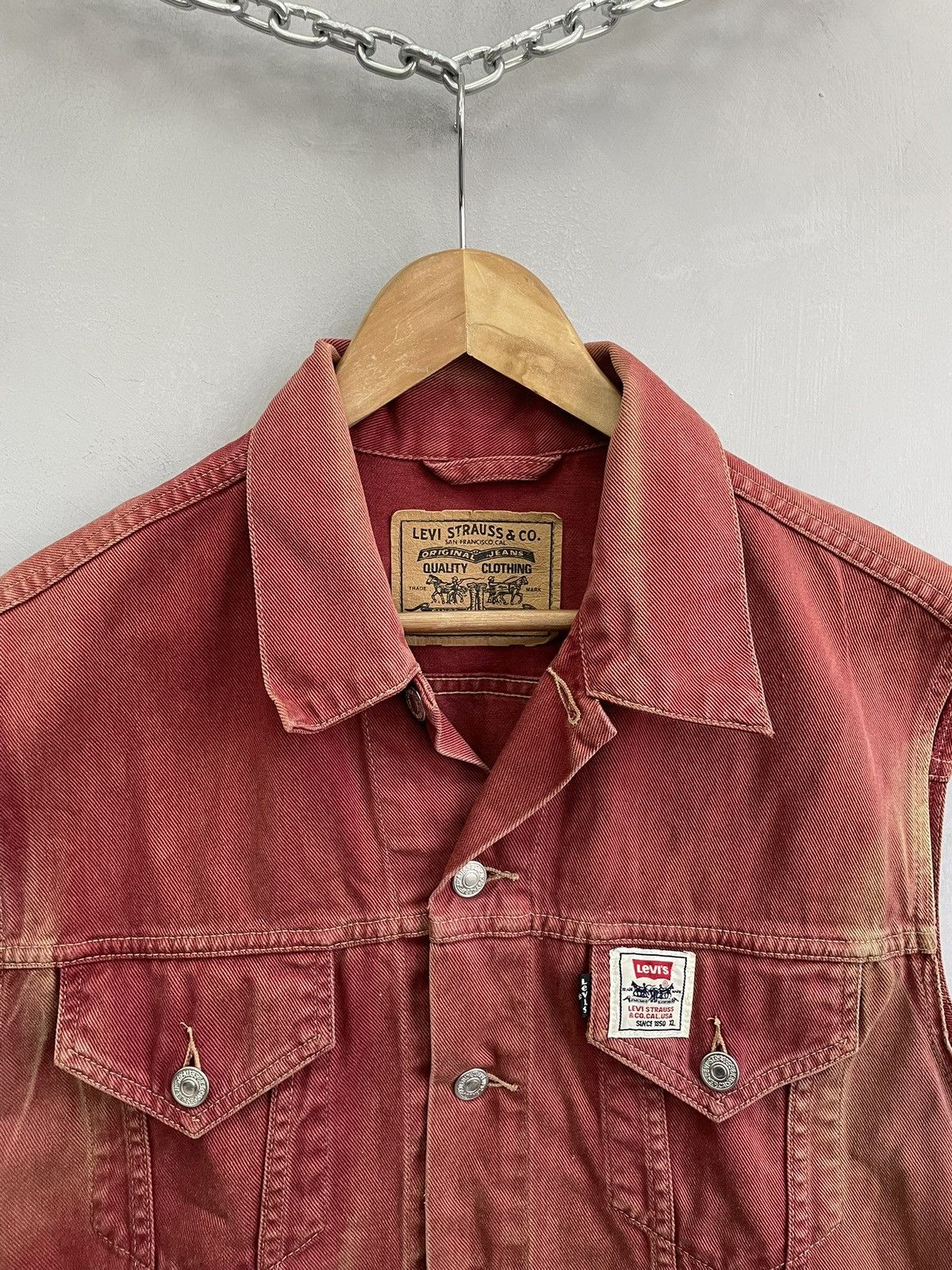 Levi's Rare retro Levis 90s denim jacket vest sun faded hype Size US M / EU 48-50 / 2 - 4 Thumbnail