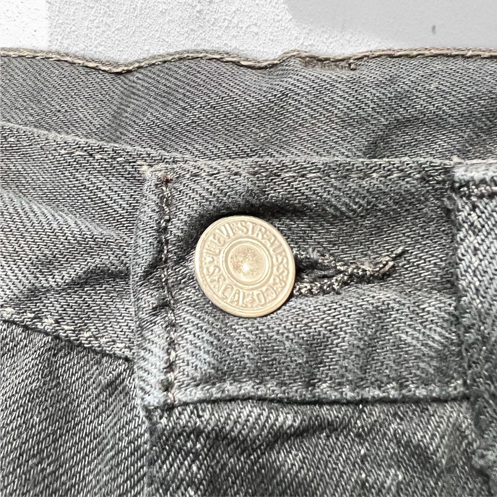 Levi's Vintage Levi's 501 Cutoff Denim Shorts Distressed Blue 31 Size 31" - 6 Thumbnail