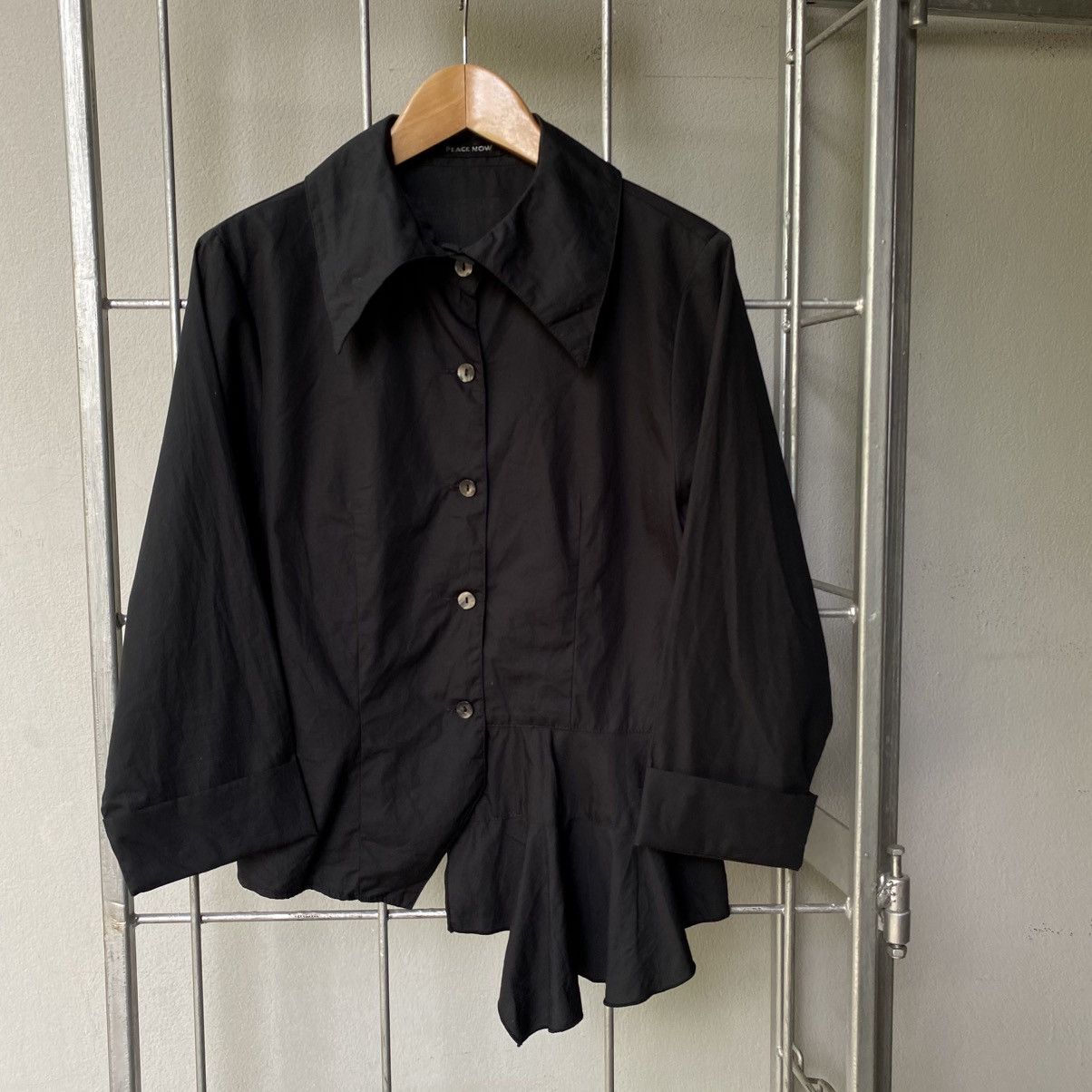 Japanese Brand × Seditionaries PEACE NOW Y2K Punk Fitted Black Ruffle Trim Blouse Size M / US 6-8 / IT 42-44 - 7 Thumbnail