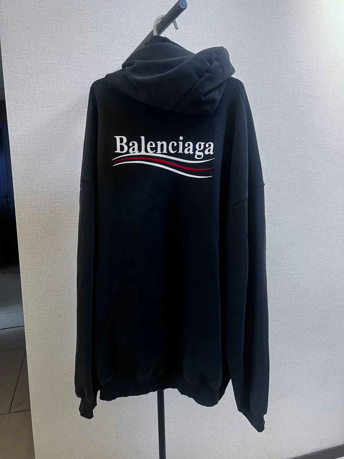 Balenciaga Balenciaga Destroyed Coke Sweatshirt Size US M / EU 48-50 / 2 - 2 Thumbnail