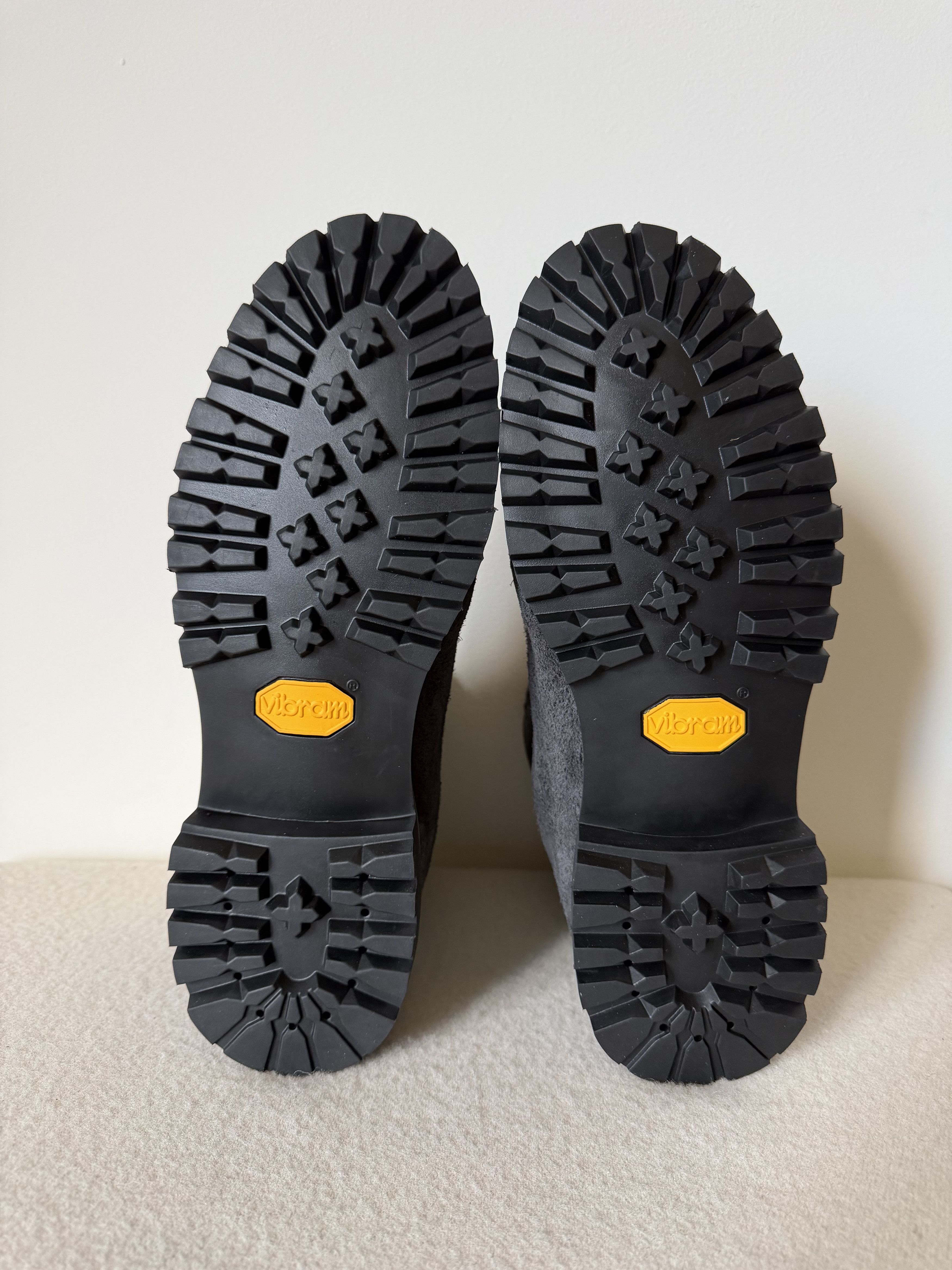 Timberland Timberland Gore-Tex 6 Inch Premium Vibram Boots Gray Suede Size US 11 / EU 44 - 6 Thumbnail