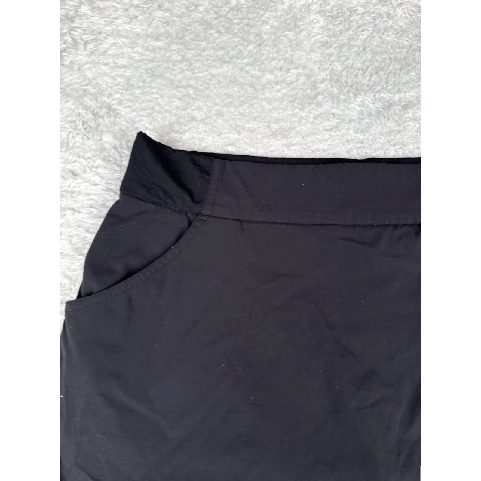 Vintage Columbia Shorts Women Medium Black Nylon Shell Omni-Shield Hike Camp Skort Skirt Pockets Breathable Size 32" / US 10 / IT 46 - 4 Thumbnail