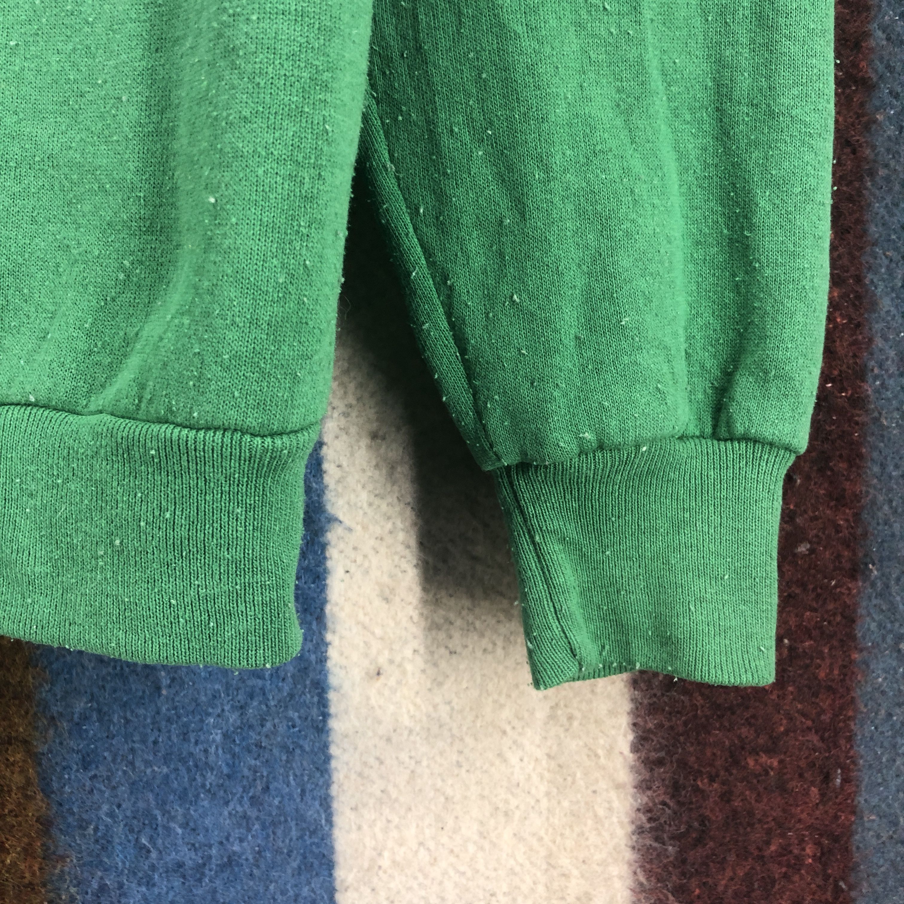 Jerzees 90s Vintage UNIVERSITY Of HAWAII Sweatshirt #0579/Y Size US S / EU 44-46 / 1 - 4 Thumbnail