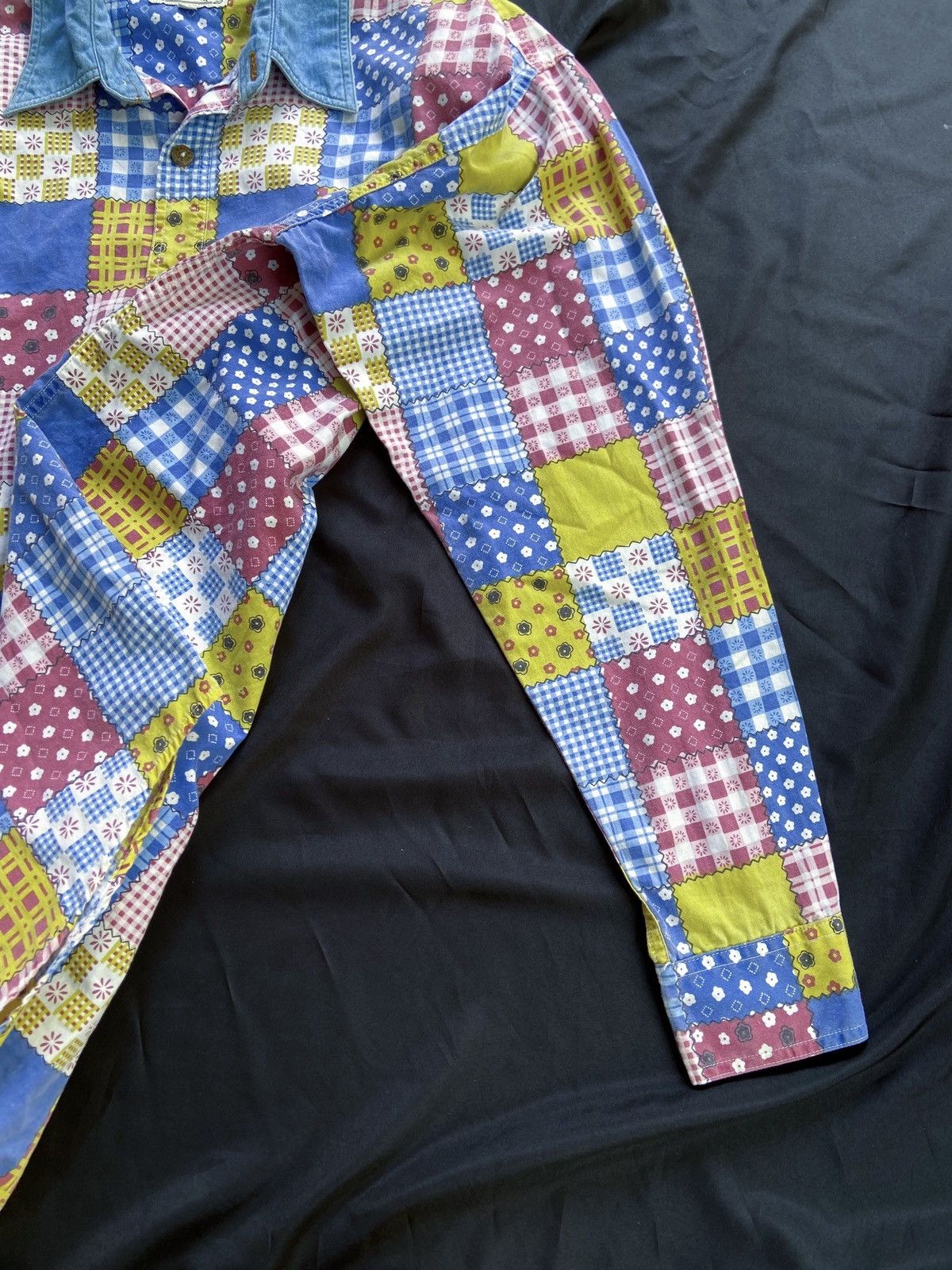 Handmade INDEPENDENT BODY & SOUL PATTERN BUTTON DOWN SHIRT Size US L / EU 52-54 / 3 - 10 Thumbnail