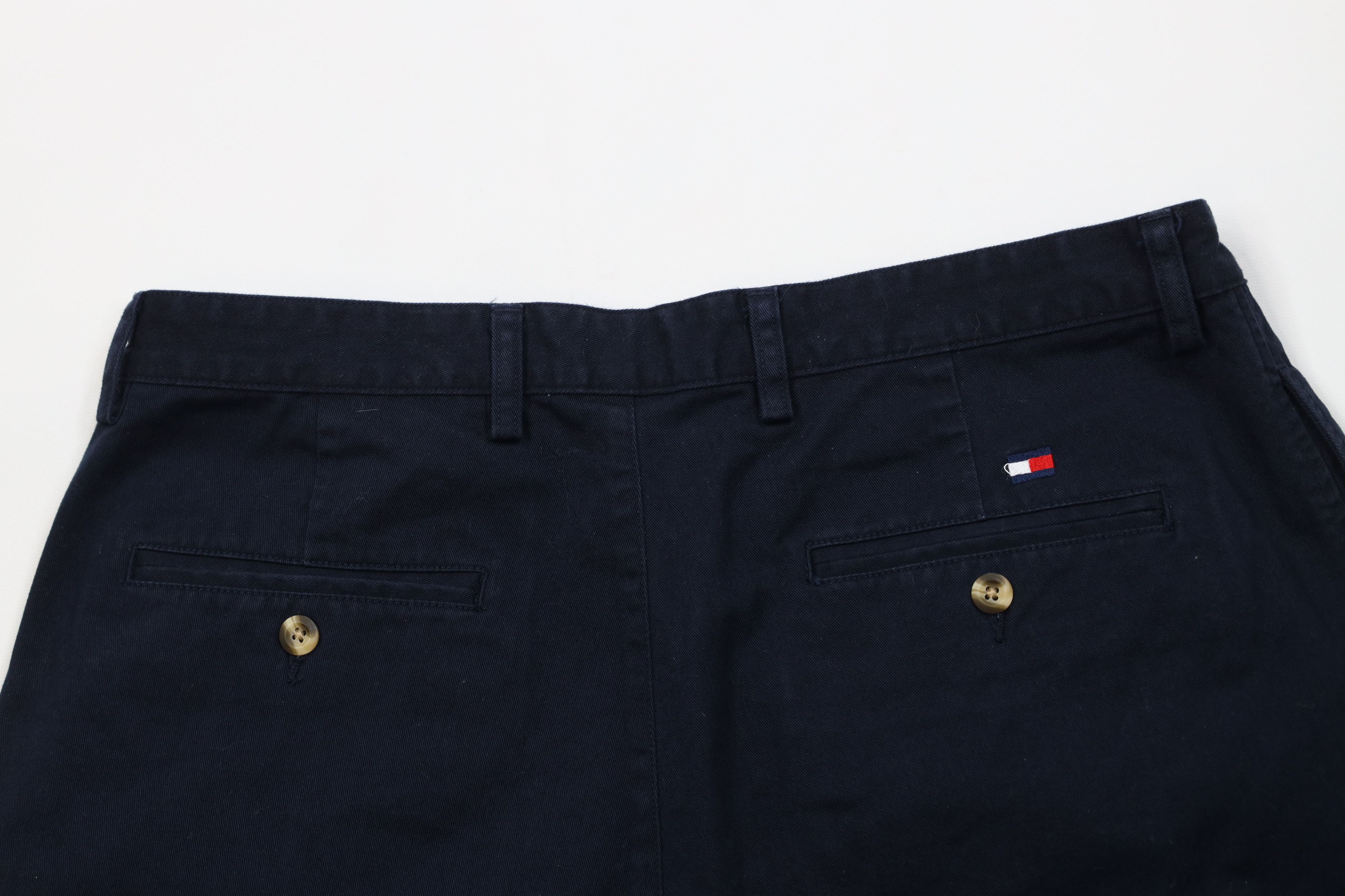 Tommy Hilfiger Vintage 90s Tommy Hilfiger Above Knee Chino Shorts Blue Size US 36 / EU 52 - 8 Thumbnail