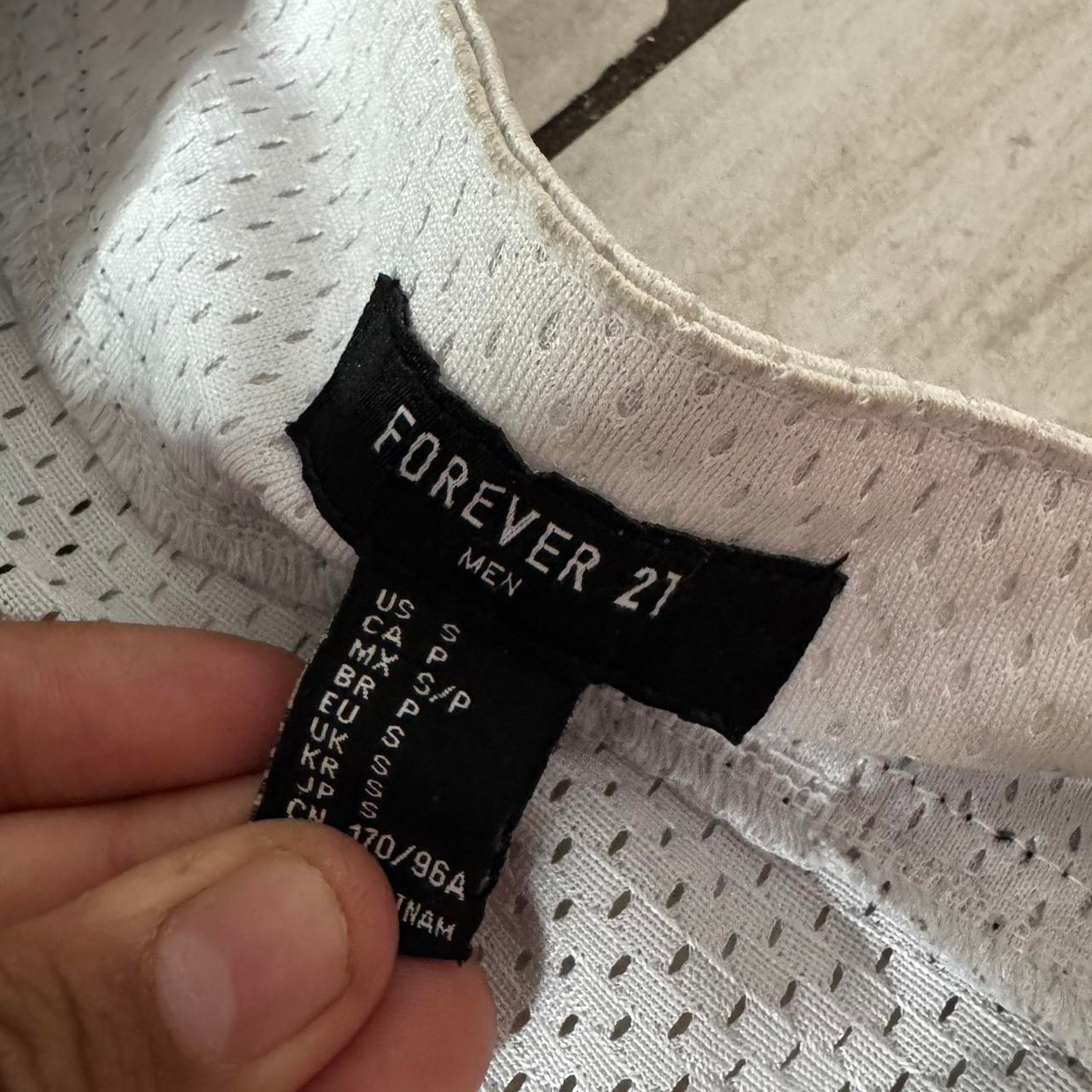 Forever 21 White & Black Baseball Jersey from Forever 21 Men's Small Size US S / EU 44-46 / 1 - 3 Thumbnail