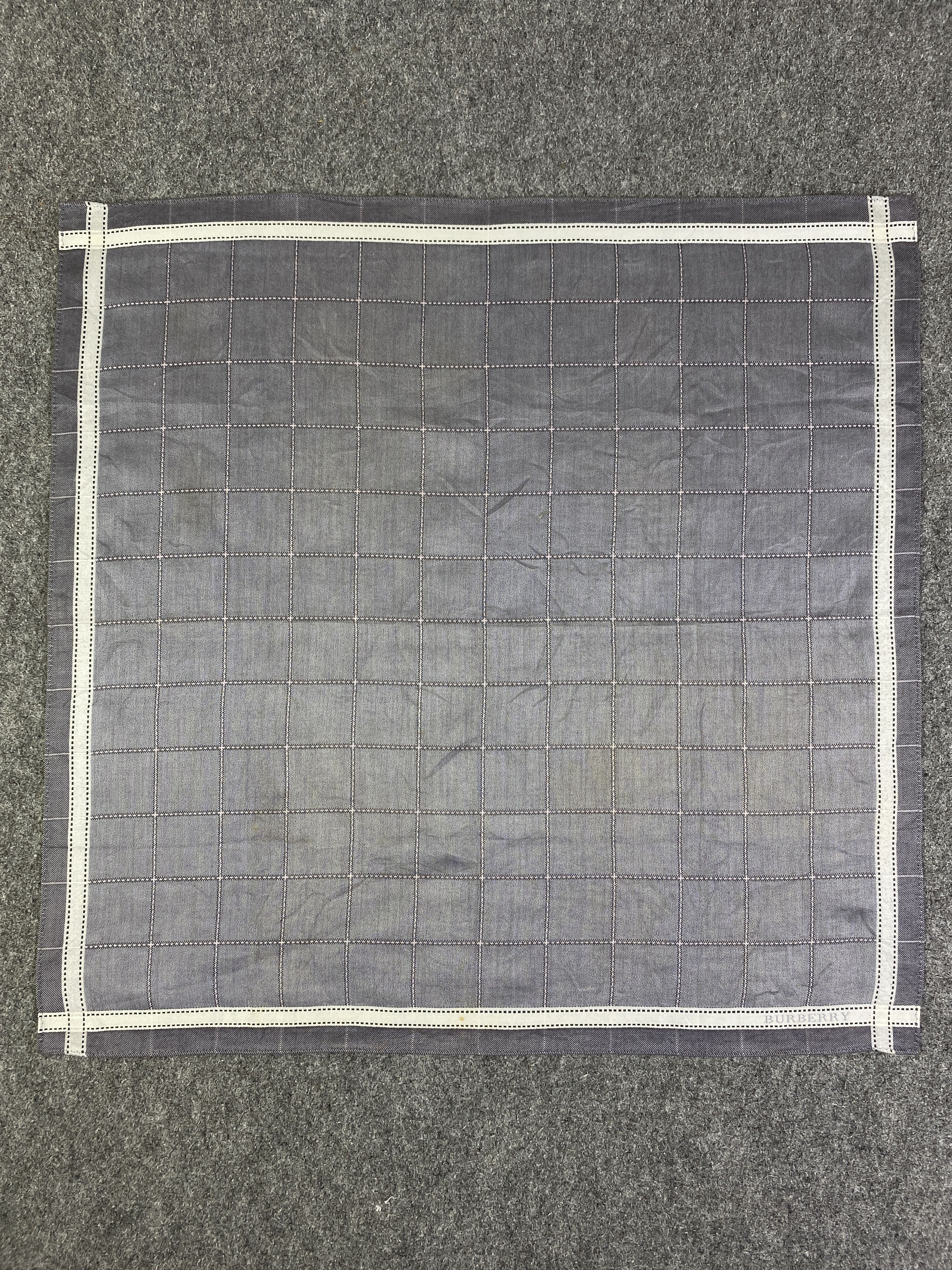 Burberry Vintage Burberry Handkerchief / Neckerchief KT0006 Size ONE SIZE - 4 Thumbnail