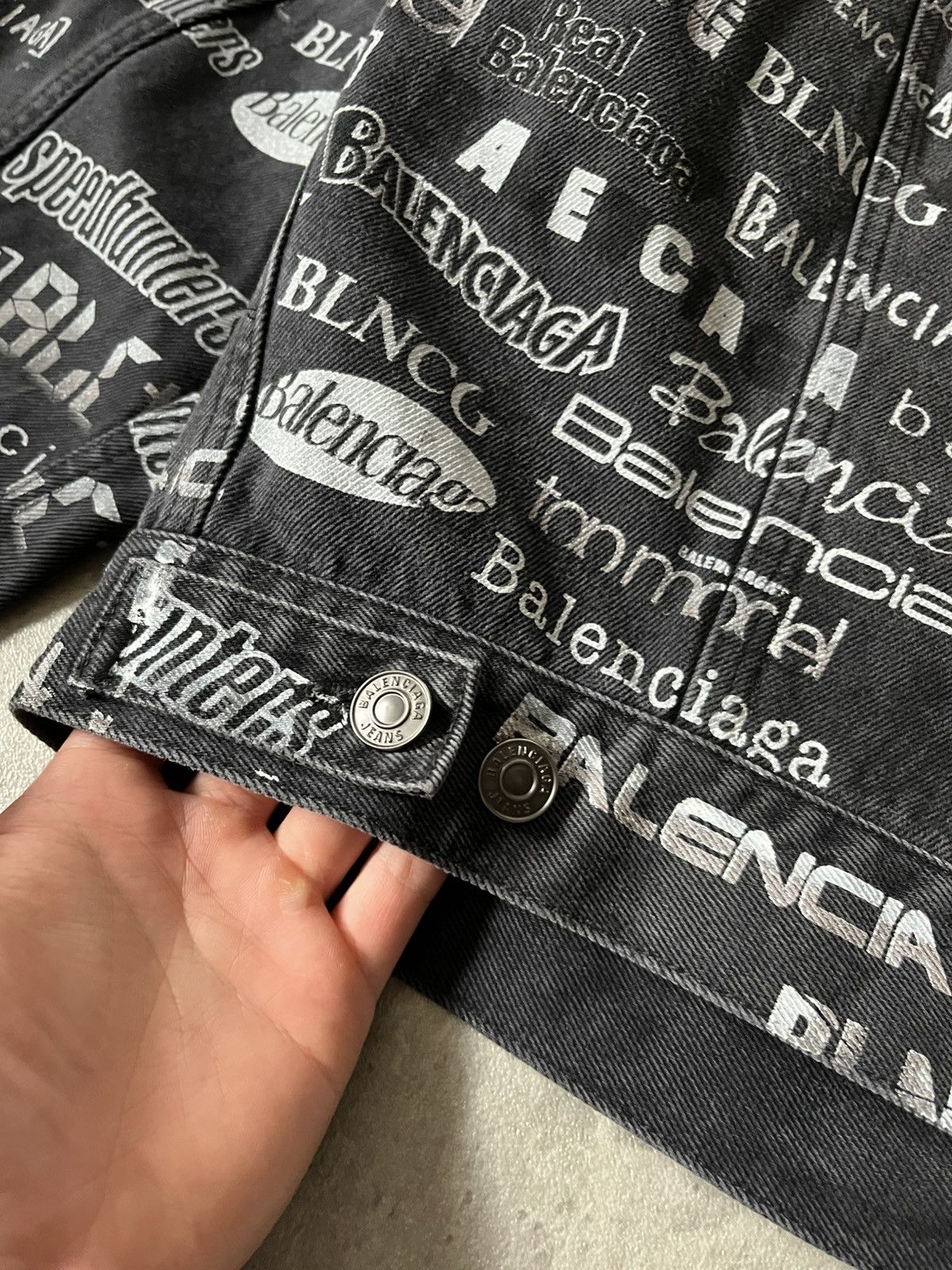 Balenciaga Balenciaga denim jacket all over print black white monogram Size US L / EU 52-54 / 3 - 10 Thumbnail