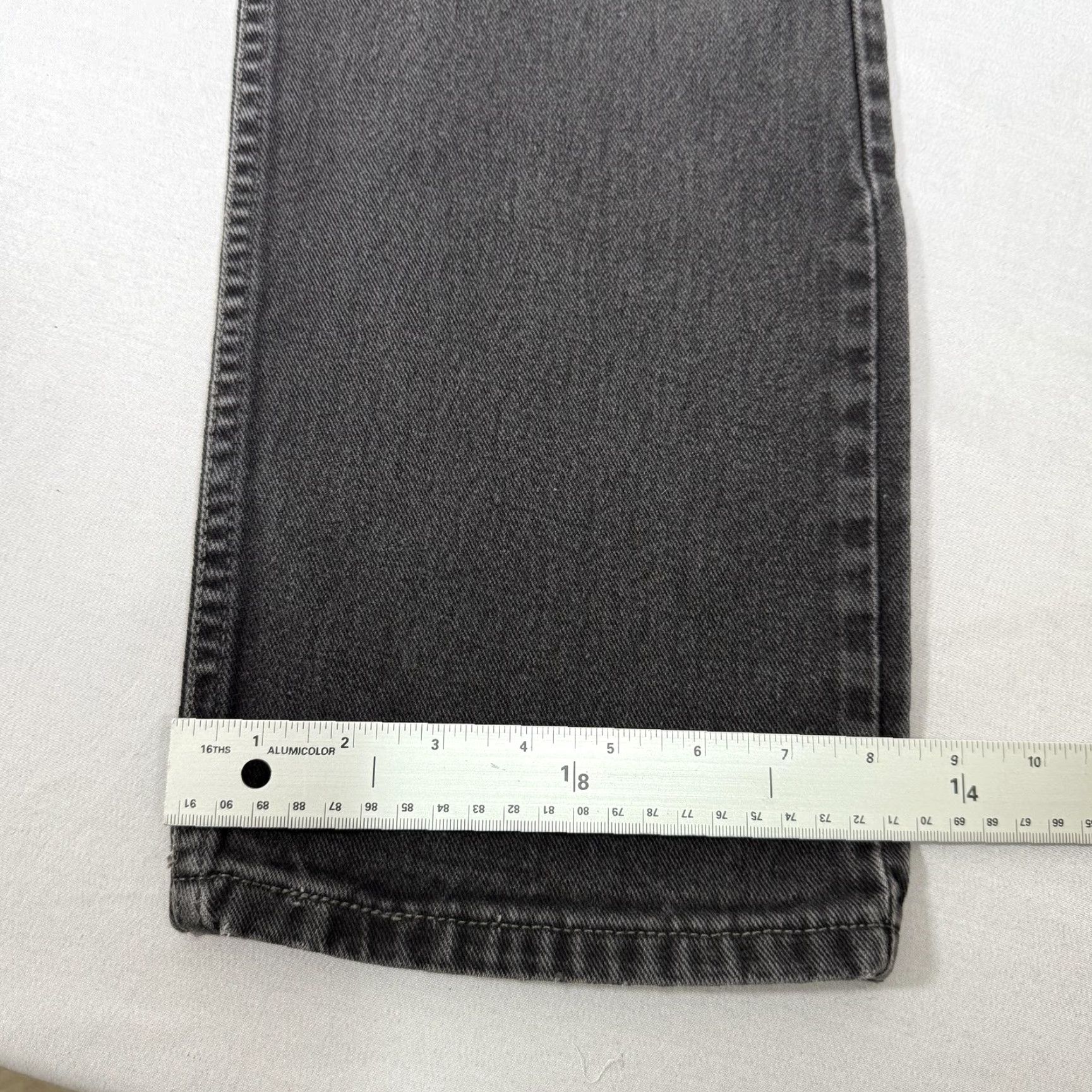 Levi's VINTAGE Levi's Jeans Mens 34x34 Black 505 Straight Fit Denim Pants Western Y2K Size US 34 / EU 50 - 5 Thumbnail