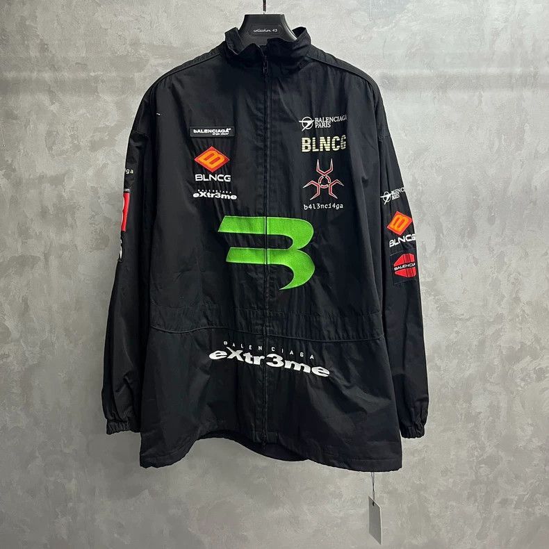 Balenciaga Balenciaga latest black casual letter logo printed stand up Size US S / EU 44-46 / 1 - 1 Thumbnail