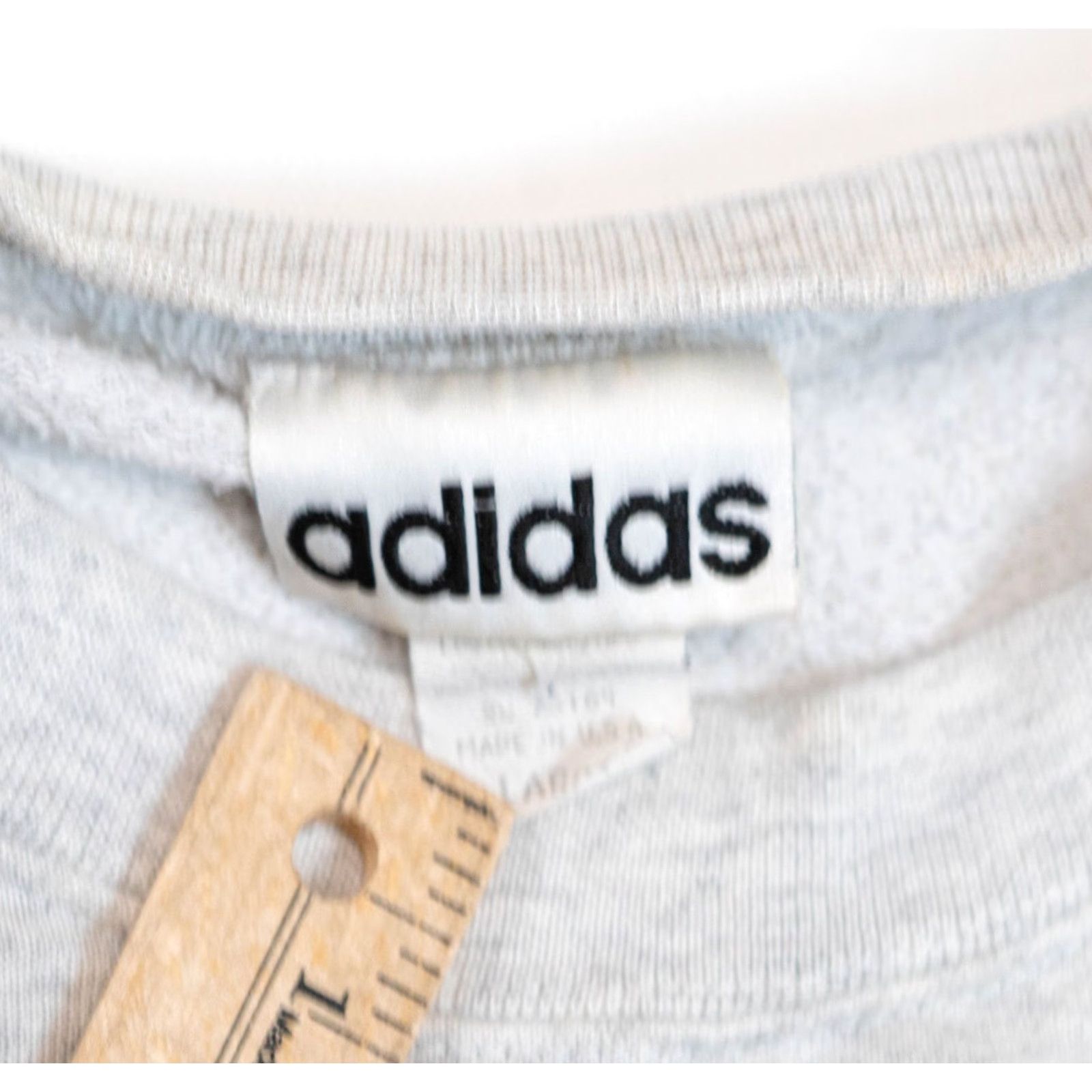 Adidas VINTAGE adidas Sweatshirt Men L Gray Distress Soccer USA 90s 80s Logo Pullover Shirt Crew Neck National USA Football Basketball MLS Size US L / EU 52-54 / 3 - 5 Thumbnail