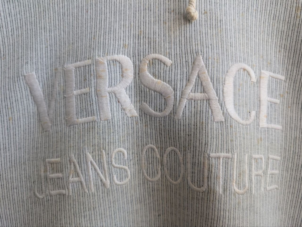 Versace vintage versace jeans counture embroidered logo hoodie Size US XL / EU 56 / 4 - 3 Thumbnail