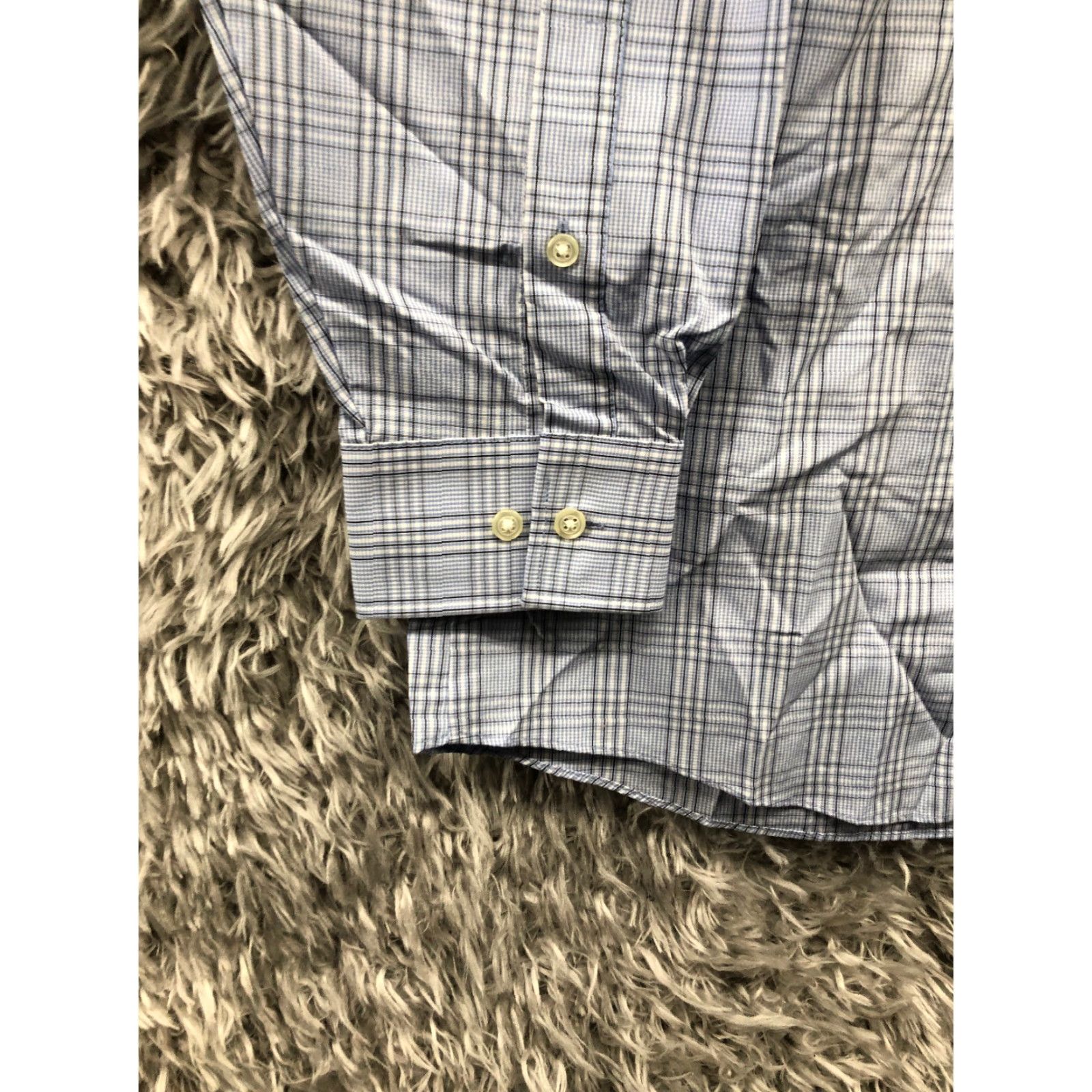 Van Heusen Van Heusen Shirt Mens Blue Plaid Long Sleeve Spread Collar Size M Regular Fit Size US M / EU 48-50 / 2 - 2 Thumbnail