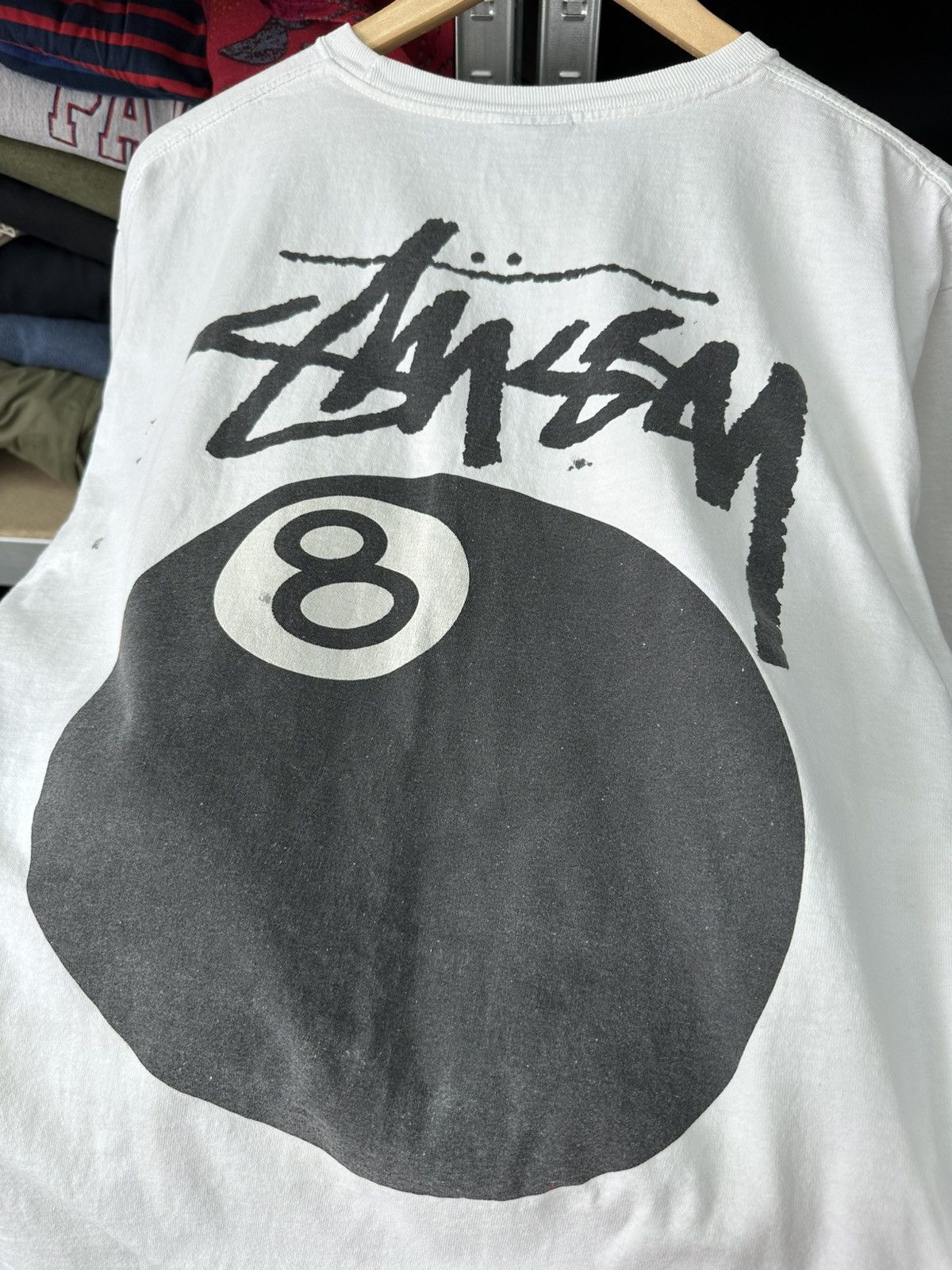 Stussy Y2K Stussy 8Ball Thrashed T-Shirt Big Logo Rare White Tee Size US L / EU 52-54 / 3 - 9 Thumbnail
