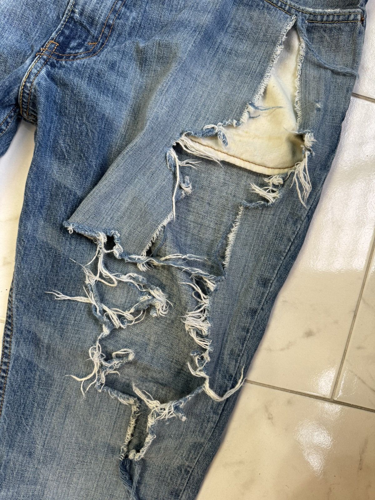 Levi's Vintage Distressed Levis Denim Jeans Size US 40 / EU 56 - 3 Thumbnail