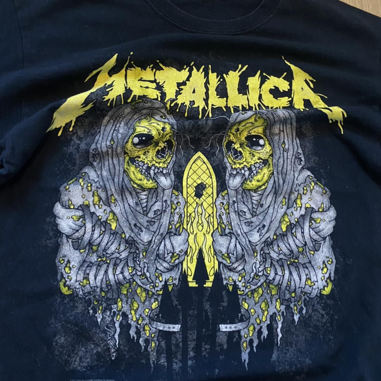 Other 2017 Black and yellow Metallica Santerium T-shirt Size US M / EU 48-50 / 2 - 3 Thumbnail