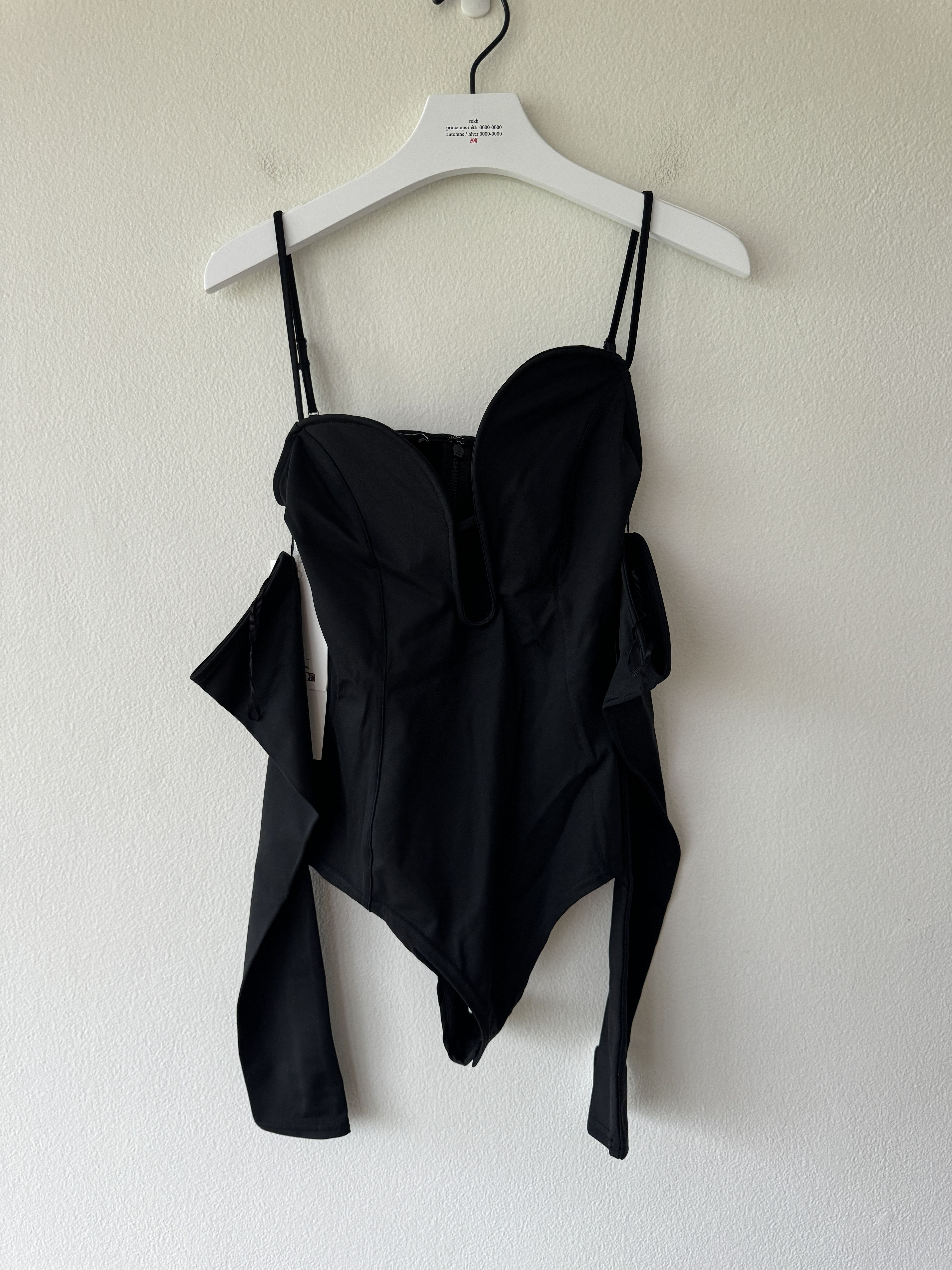 image of Rokh Hwang 10 38 6 Cut Out Off The Shoulder Bodysuit Top in Black, Women's (Size Medium)