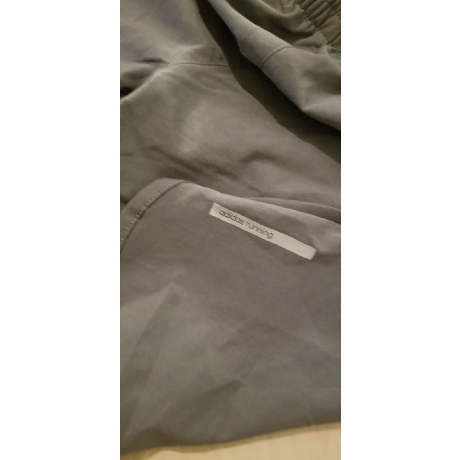 Adidas Womens adidas Shorts XL Athletic Grey Gray Workout Gym Activewear Womens XL adidas Shorts Gray Size 40" / US 18 - 4 Thumbnail