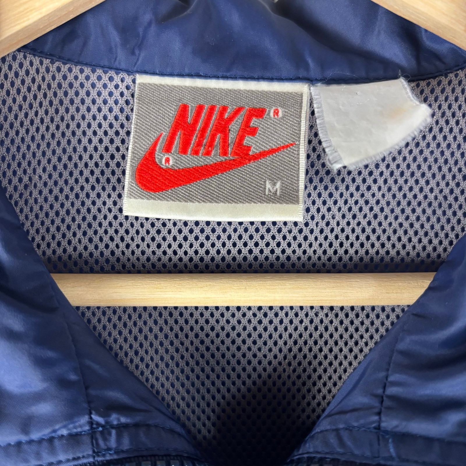 Nike Vintage Nike 80s Gray Tag Two Tone Medium Windbreaker Size US M / EU 48-50 / 2 - 3 Thumbnail