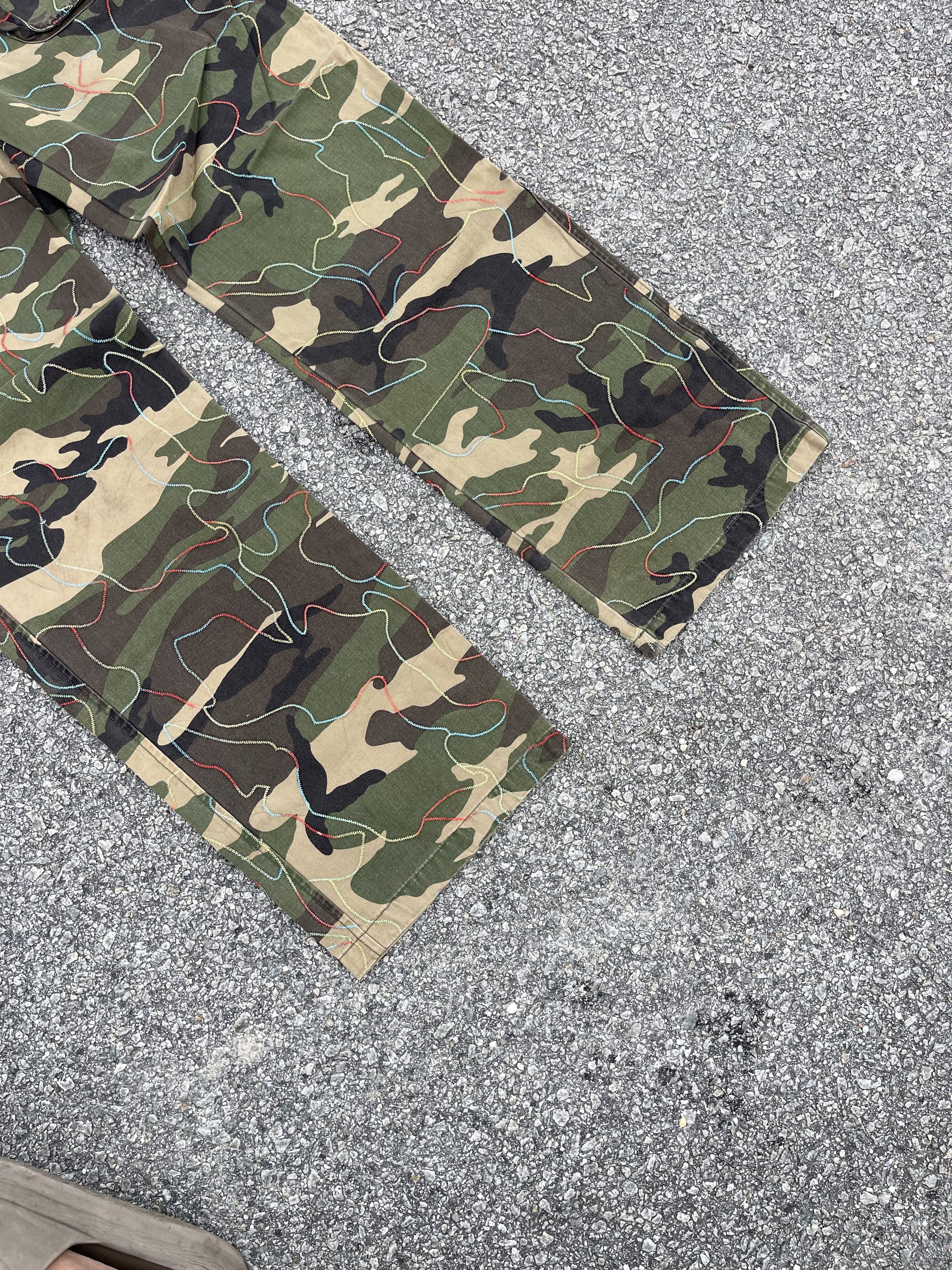55DSL × Le Grande Bleu (L.G.B.) Army Camouflage Cargo Rainbow Embroidery Stitching Size US 30 / EU 46 - 4 Thumbnail