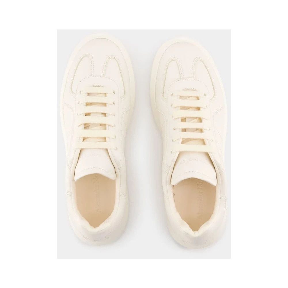 Alexander McQueen o1w1db10925 Oversized Sneaker in White Size US 6 / IT 36 - 3 Thumbnail