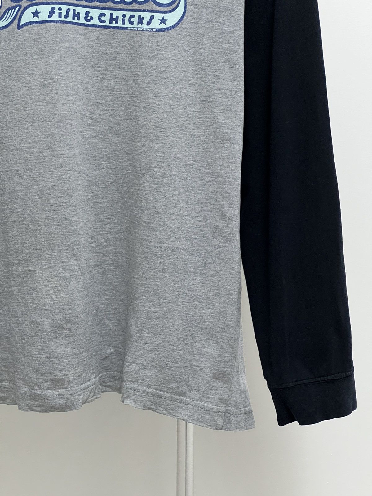 Mambo × Vintage Vintage Mambo Fish And Chicks 1998s Long sleeve Size US L / EU 52-54 / 3 - 4 Thumbnail