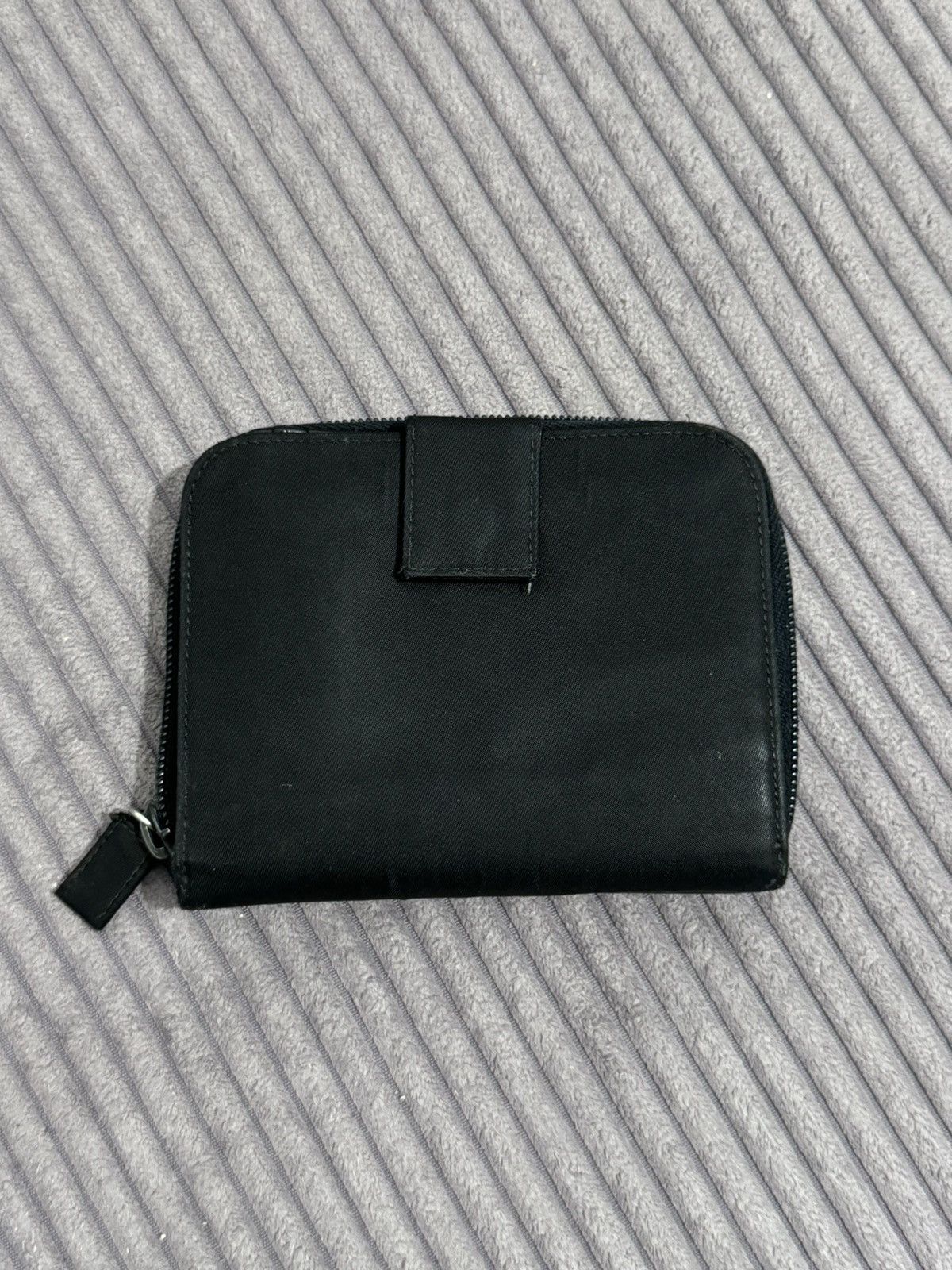 Prada Vintage Prada Nylon Big Wallet Black Logo Hype Designer Size ONE SIZE - 2 Thumbnail