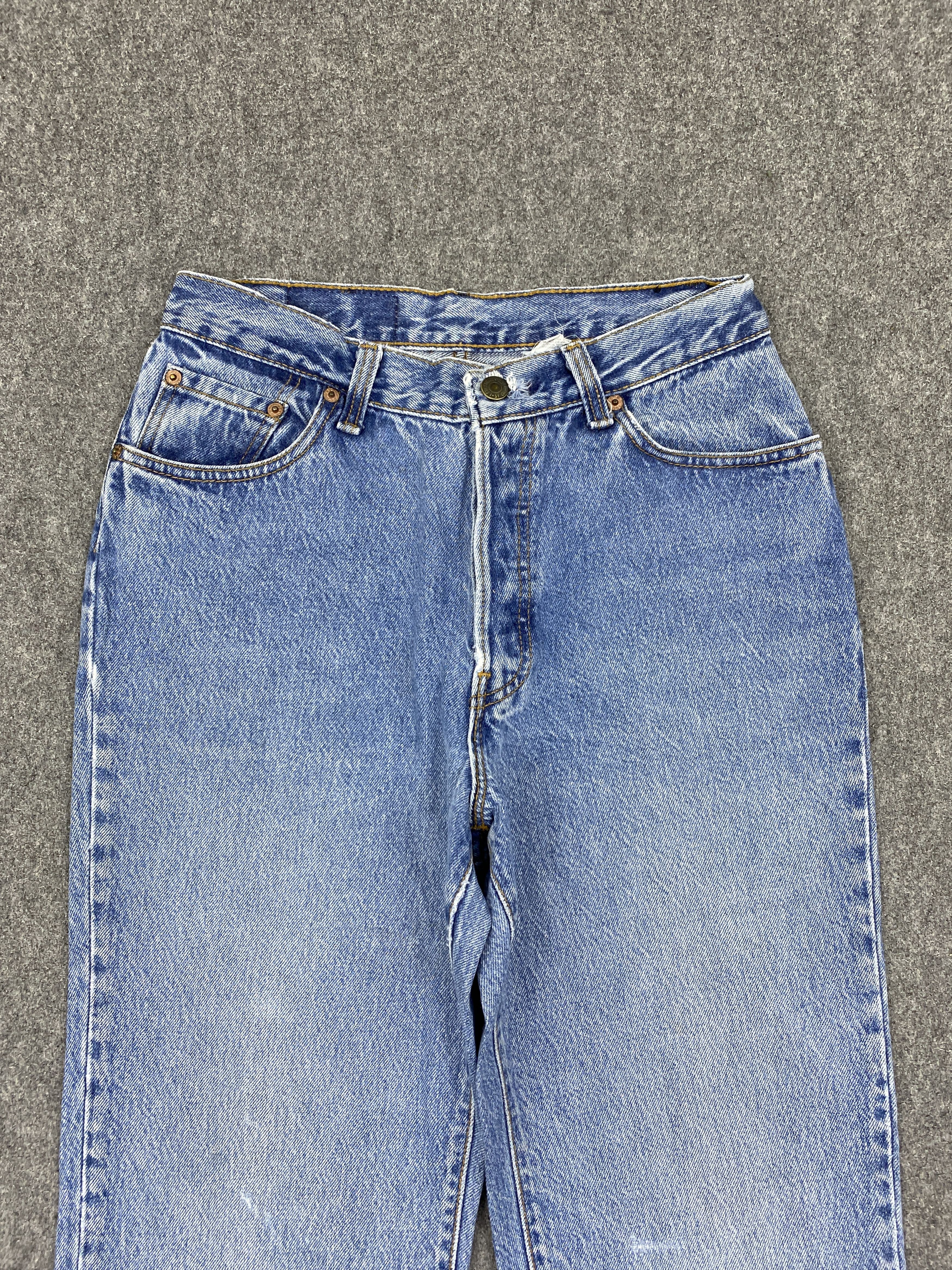 Levi's Vintage Levis 501 Lightwash Blue Jeans DP2750 Size US 28 / EU 44 - 2 Thumbnail