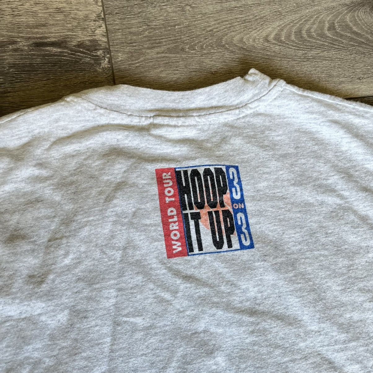 Champion Vintage 1990s Champion Hoop it up 3 on 3 Basketball Logo Tee Size US L / EU 52-54 / 3 - 4 Thumbnail