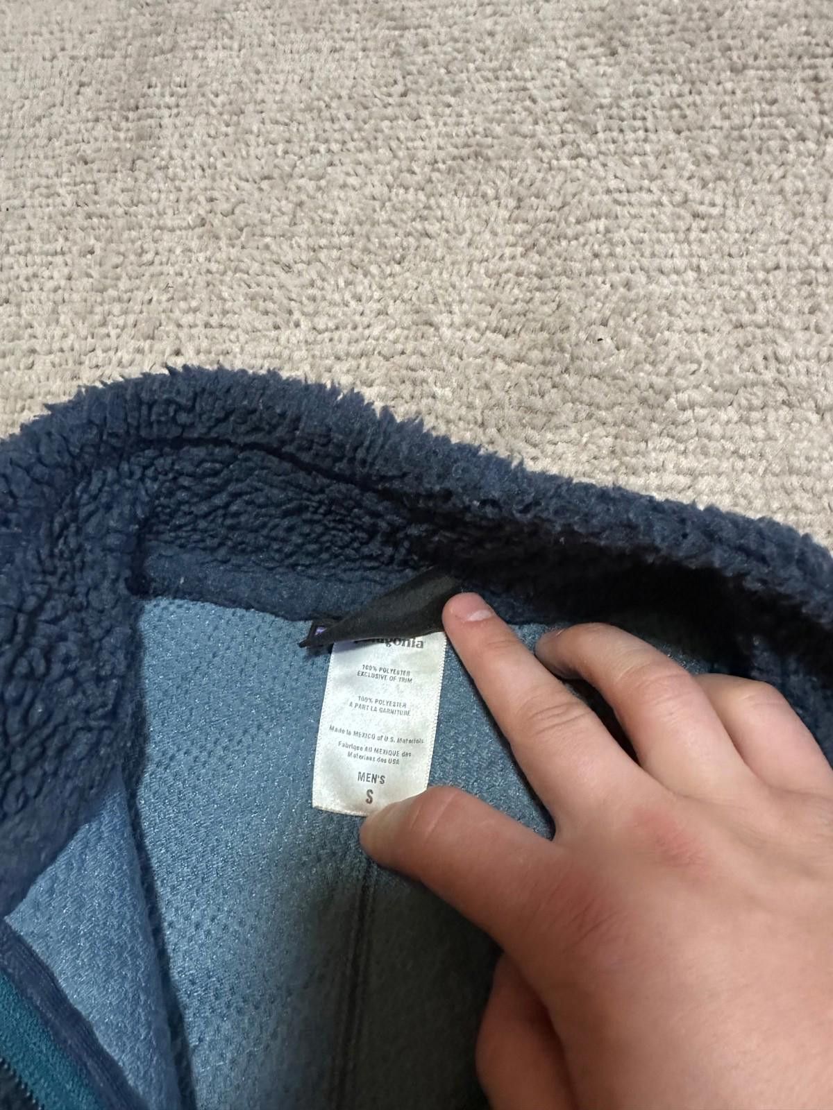 Patagonia Vintage Patagonia Retro-X Fleece Jacket Sz S Mens Size US S / EU 44-46 / 1 - 7 Thumbnail