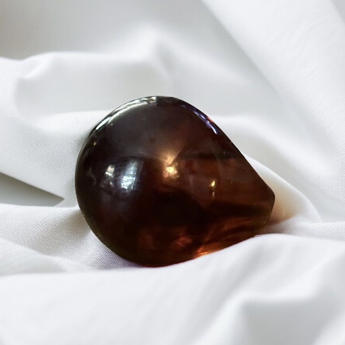 Vintage Vintage Amber lucite dome ring Size ONE SIZE - 1 Thumbnail