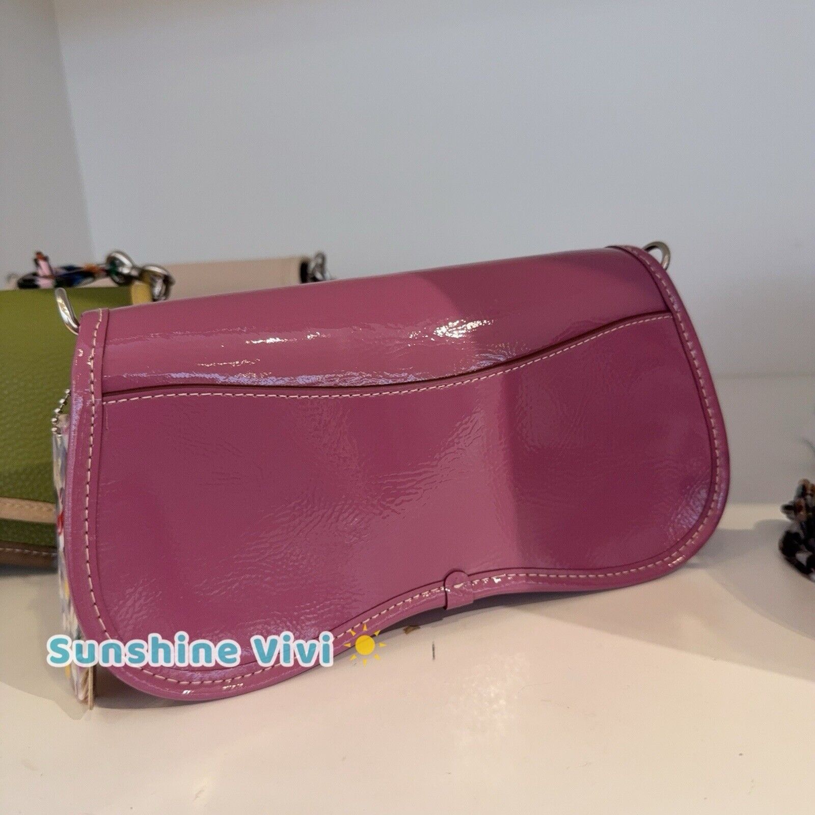 Coach NWT Coach Wavy Dinky Bag In Crinkle CQ056 Berry Size ONE SIZE - 5 Thumbnail