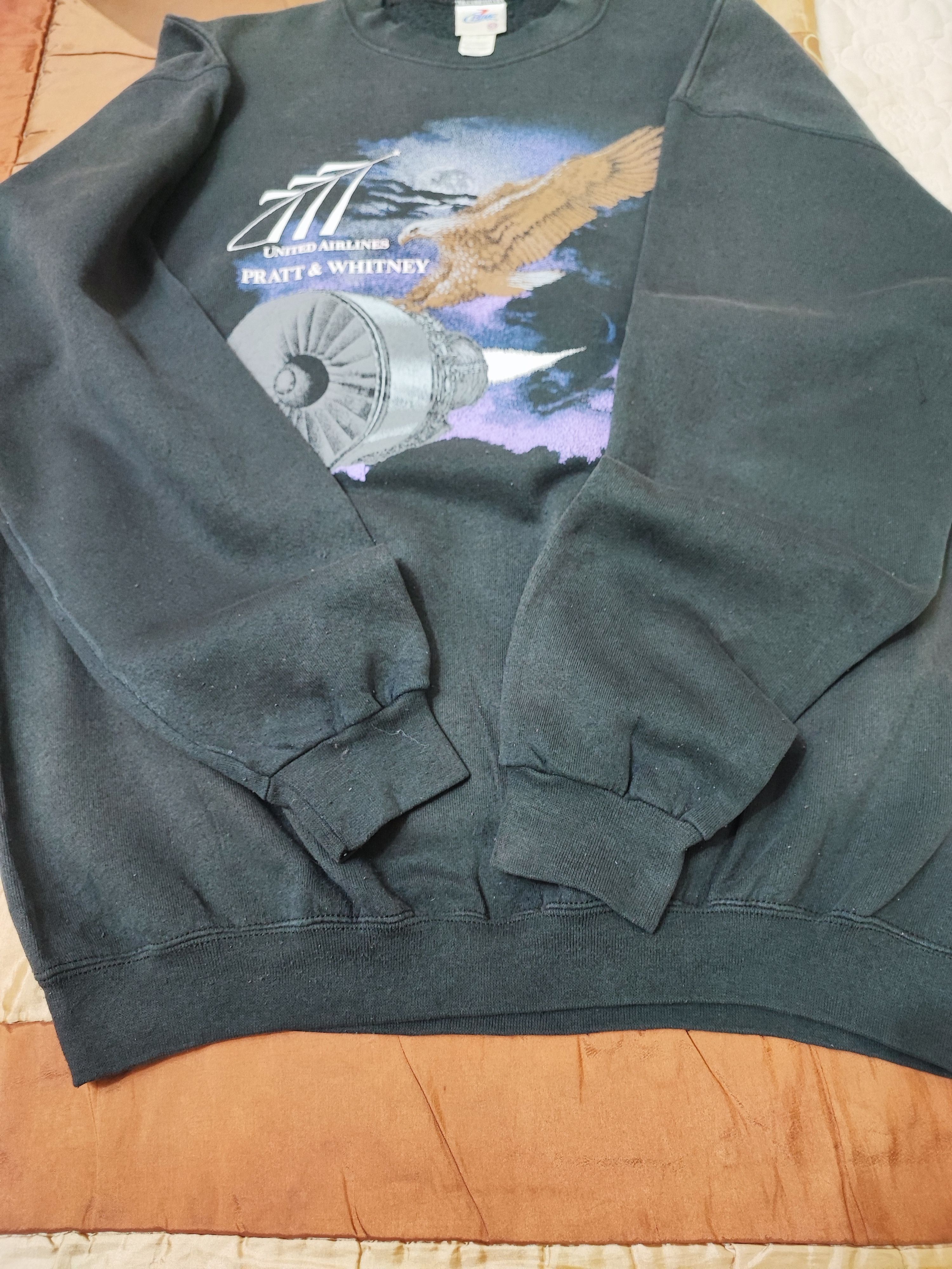 Vintage Vintage 90's Pratt & Whitney United Airlines Sweatshirt Size US XL / EU 56 / 4 - 4 Thumbnail