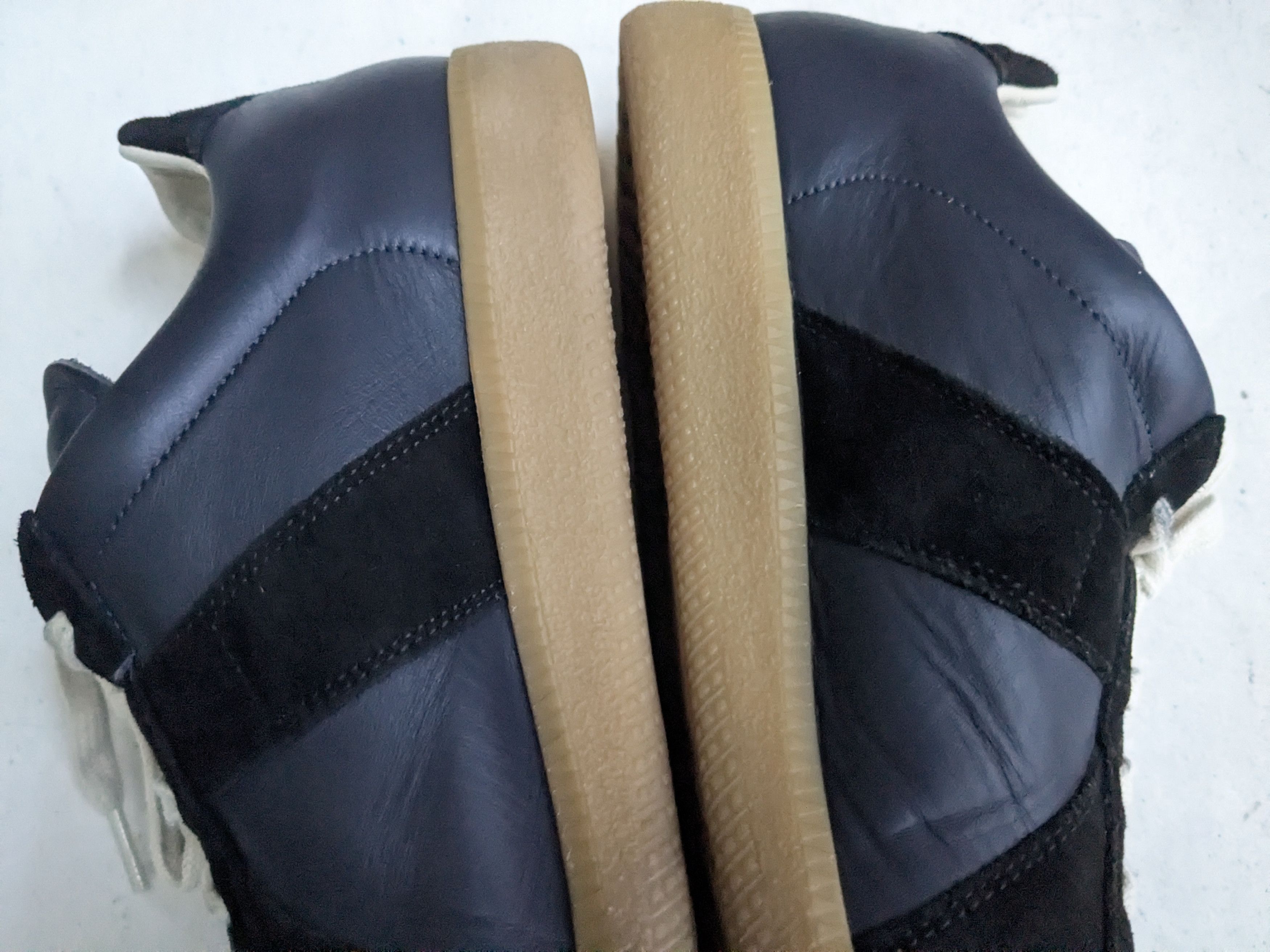 Maison Margiela Maison Margiela Replica GAT Navy Blue 10 43 Low Tops Gum Size US 10 / EU 43 - 8 Thumbnail