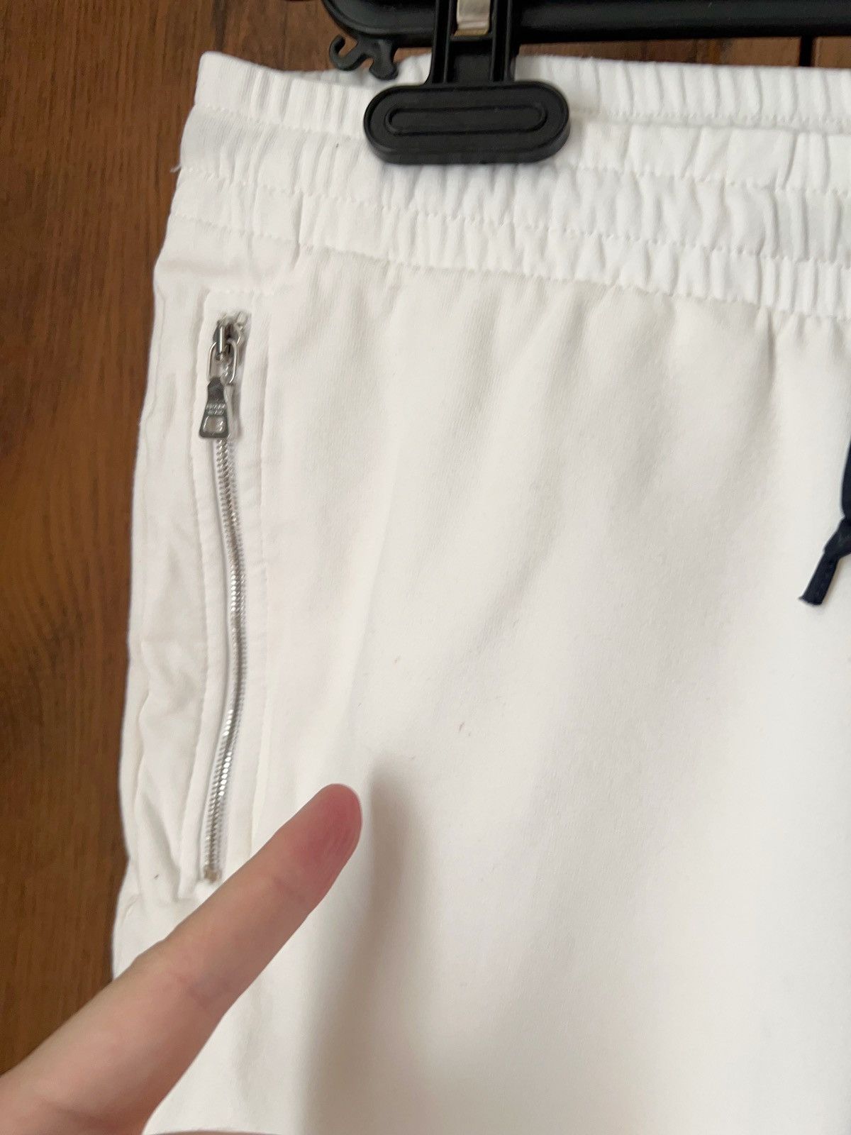 Prada Prada White skinny Shorts Vintage Size US 29 - 11 Thumbnail
