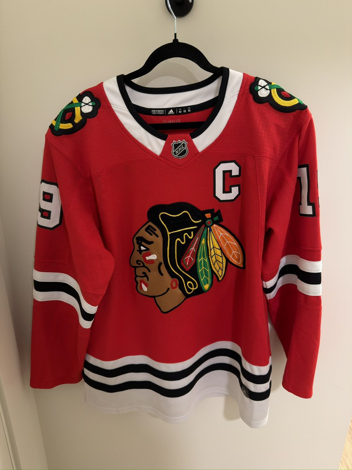 Adidas Jonathan Toews Chicago Blackhawks Jersey Size US L / EU 52-54 / 3 - 1 Thumbnail