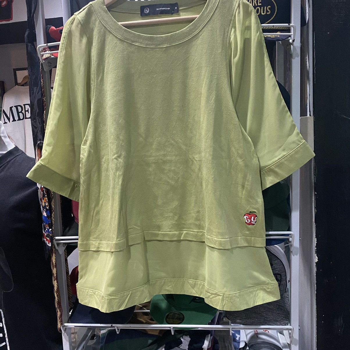 Jun Takahashi × Undercover GU JAPAN UNDERCOVER SHORT SLEEVE Size US L / EU 52-54 / 3 - 4 Thumbnail