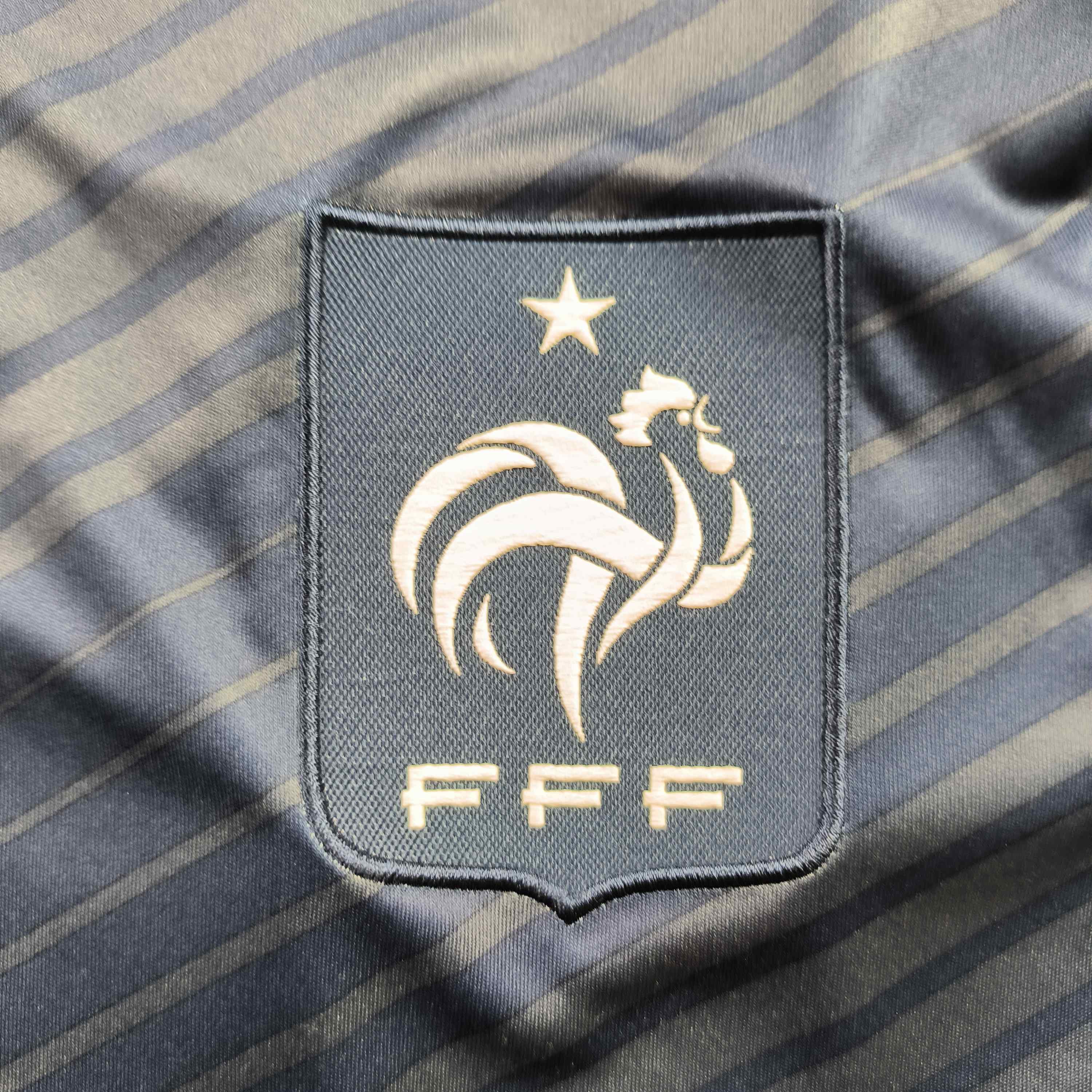 Nike France 2014-16 Nike training football jersey shirt size S Size US S / EU 44-46 / 1 - 3 Thumbnail
