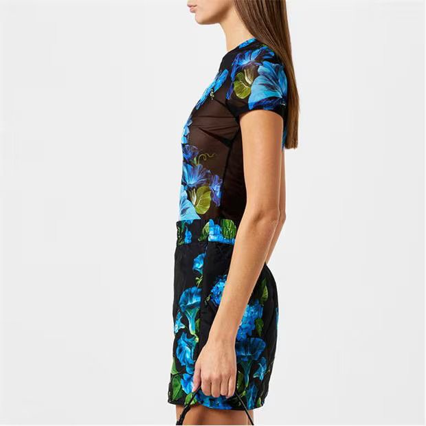 Dolce & Gabbana o1g2r1mq1024 Crop T-Shirts in Multicolor Size S / US 4 / IT 40 - 5 Thumbnail