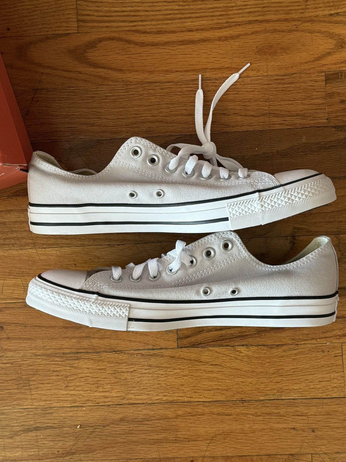 Converse Puddy Grey Low Top Converse (LIKE NEW) Size US 10 / EU 43 - 2 Thumbnail