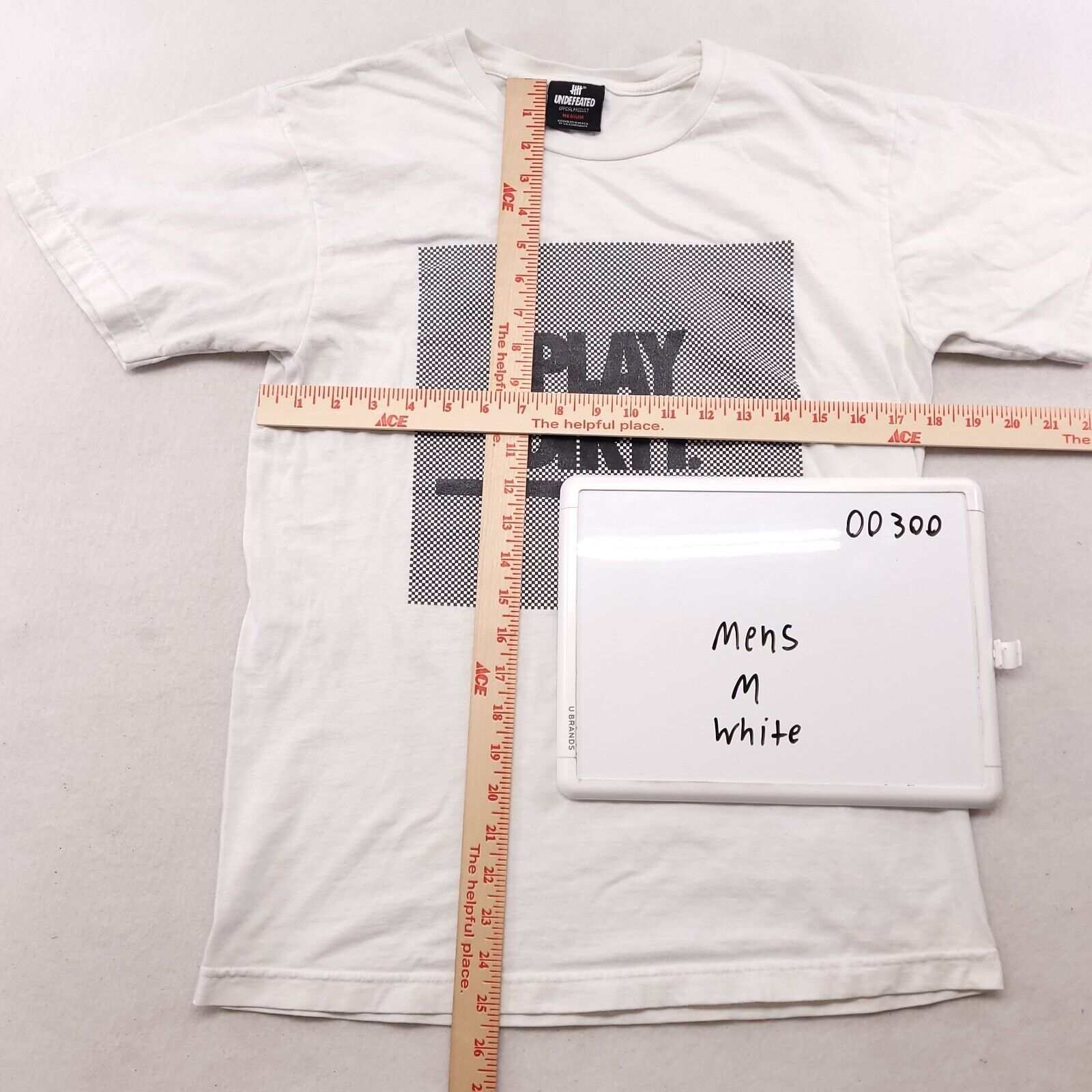 Undefeated Undefeated Casual Pullover Graphic Shirt Mens Size M White Size US M / EU 48-50 / 2 - 7 Thumbnail