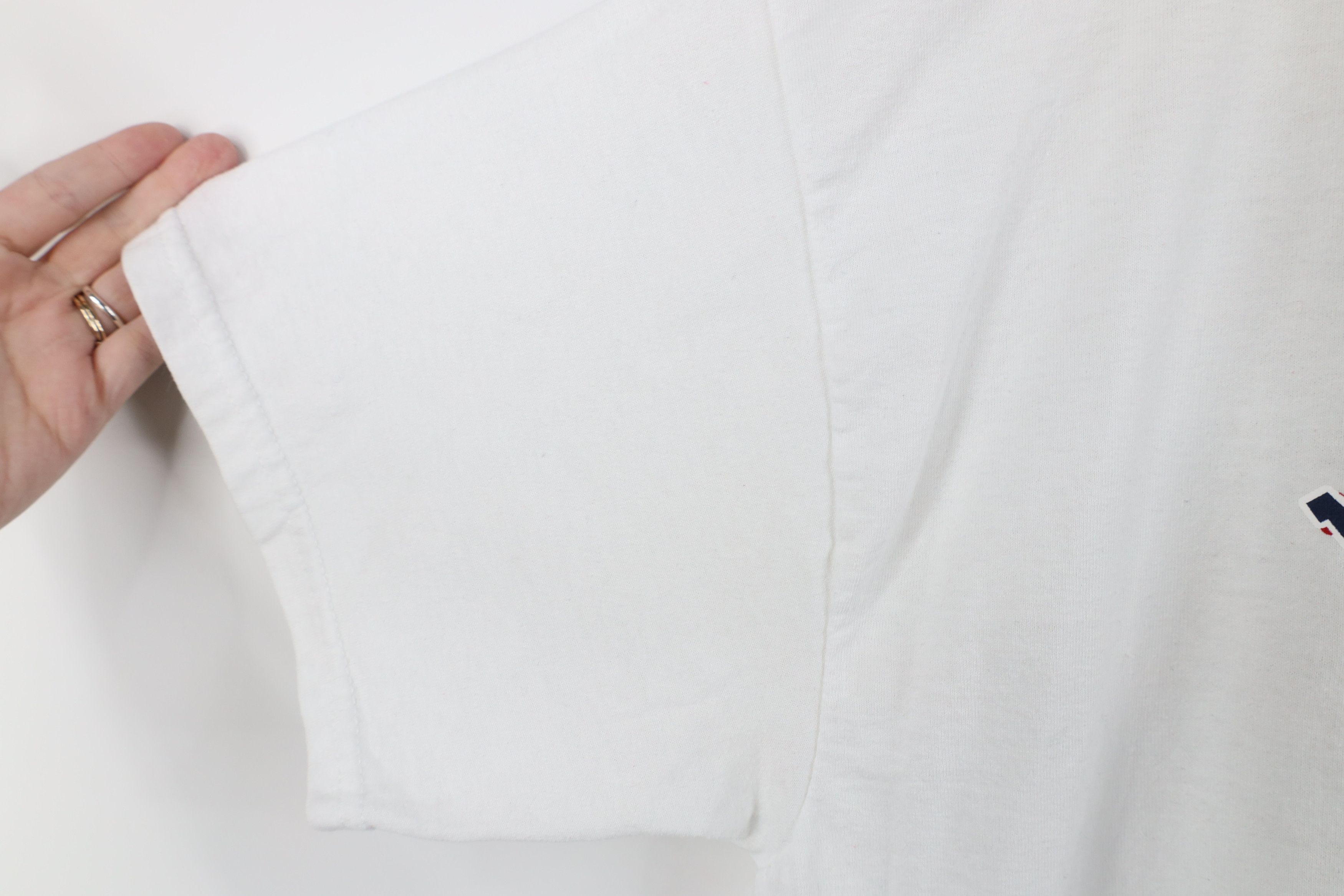 Vintage Vintage Y2K Bridge Walk Michigan Labor Day T-Shirt White Size US XL / EU 56 / 4 - 5 Thumbnail