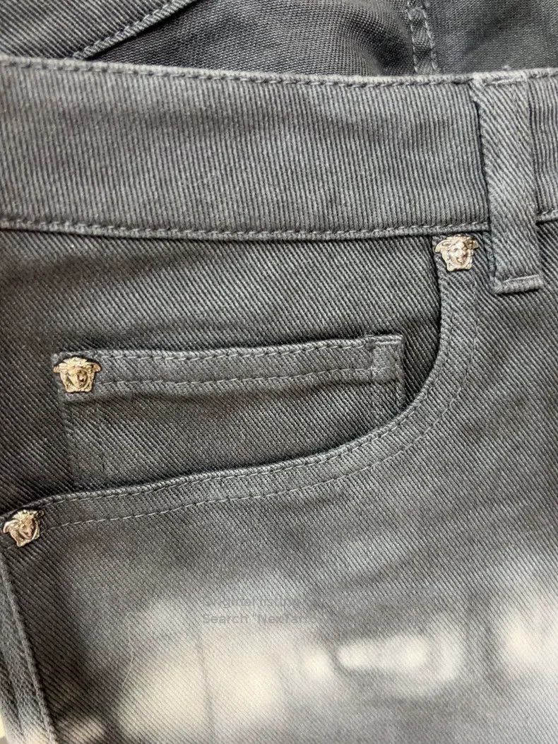 Versace Versace Medusa graffiti jeans Size US 32 / EU 48 - 4 Thumbnail