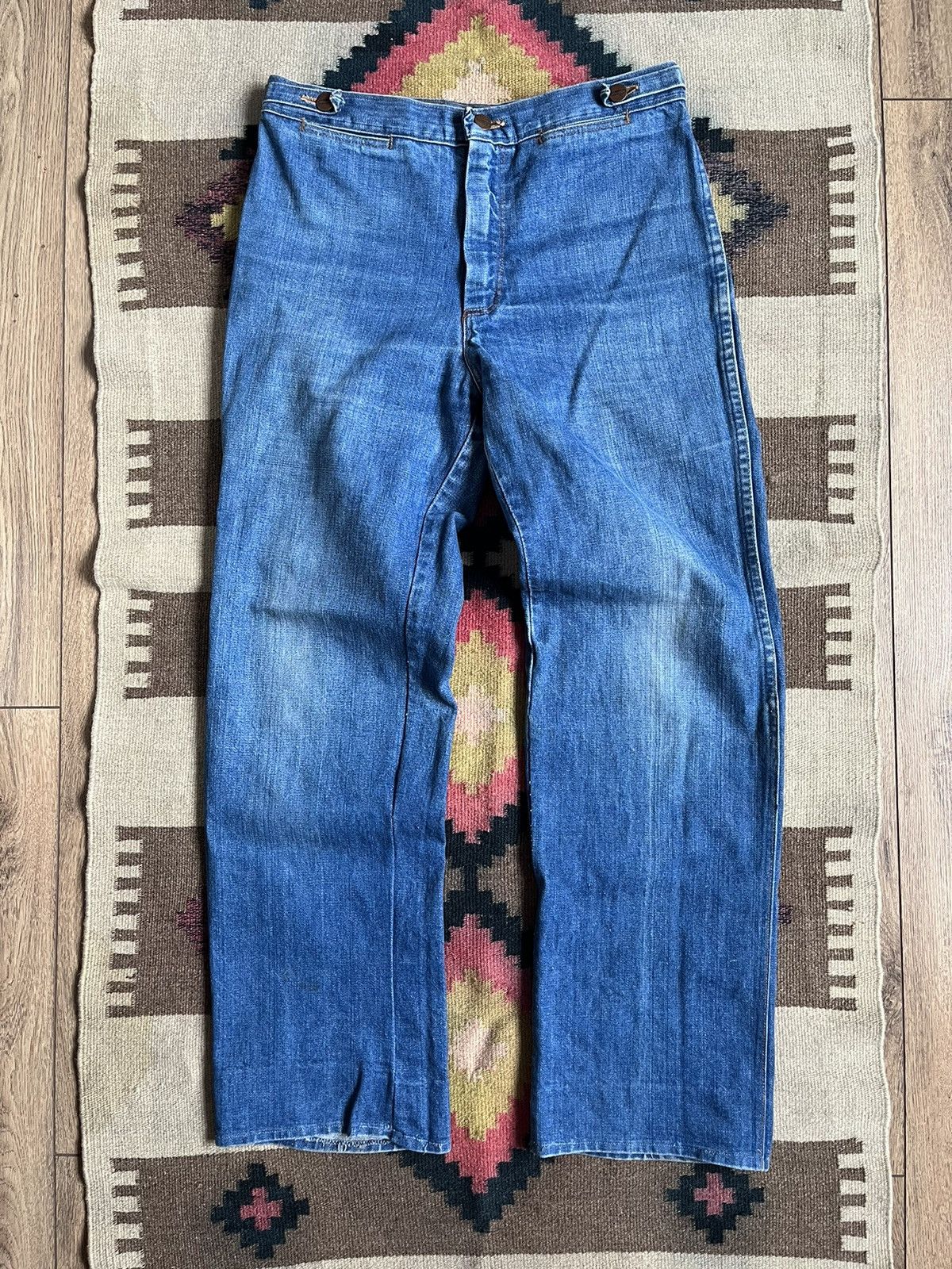 Wrangler Vintage 80s Wrangler Blue Washed Faded Jeans Size 33 Size US 33 - 1 Thumbnail