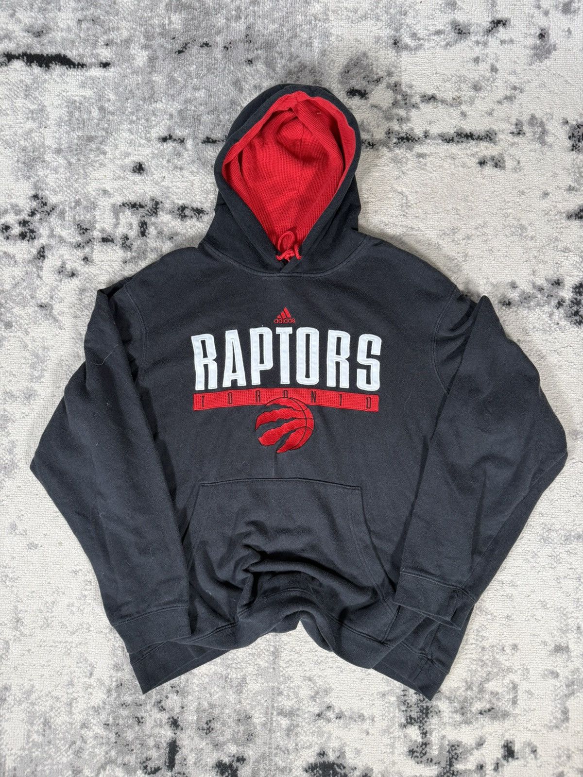 Adidas Adidas Toronto Raptor Center Logo Basketball NBA Hoodie Size US XL / EU 56 / 4 - 1 Thumbnail
