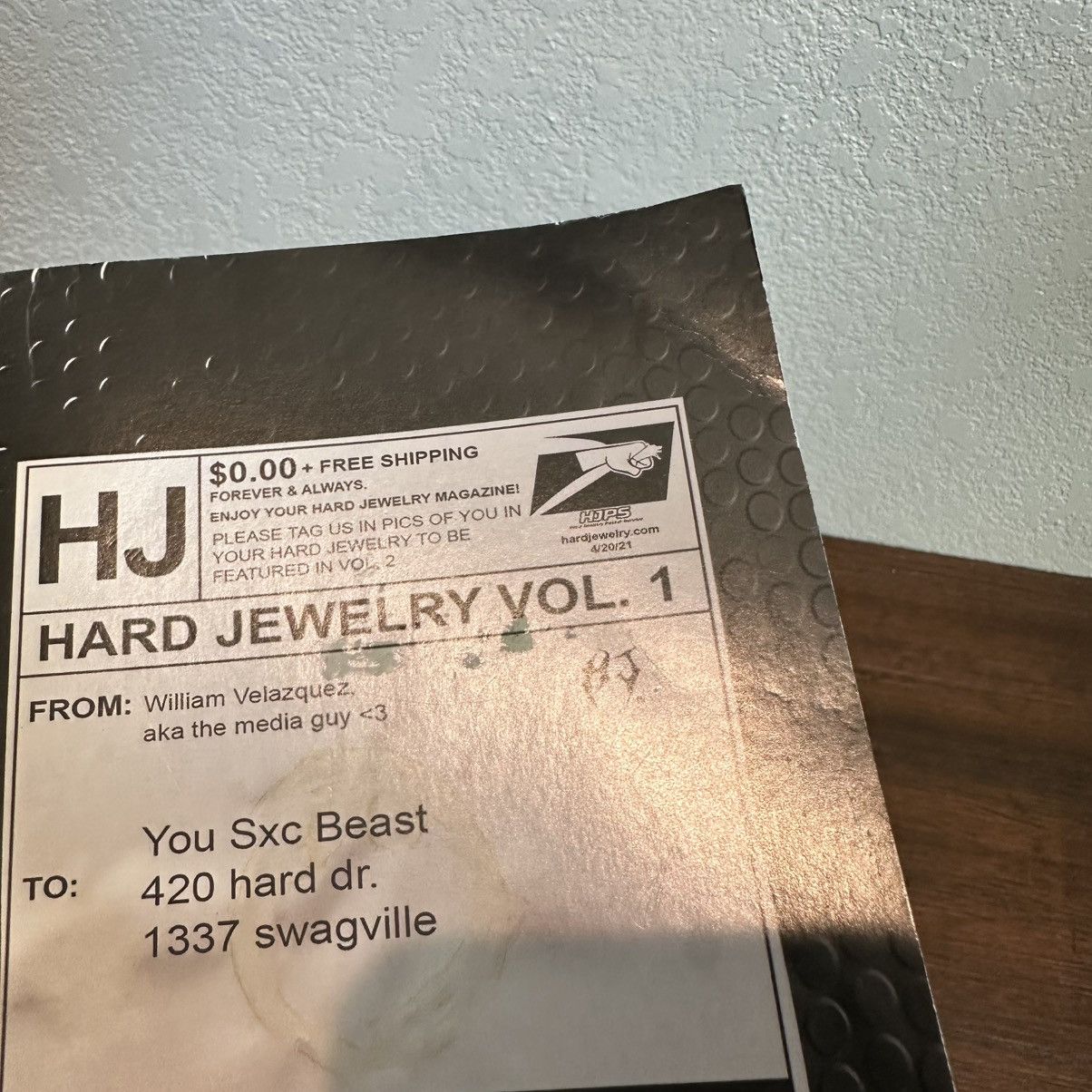 Jewelry Hard Jewelry magazine and pin Size ONE SIZE - 3 Thumbnail