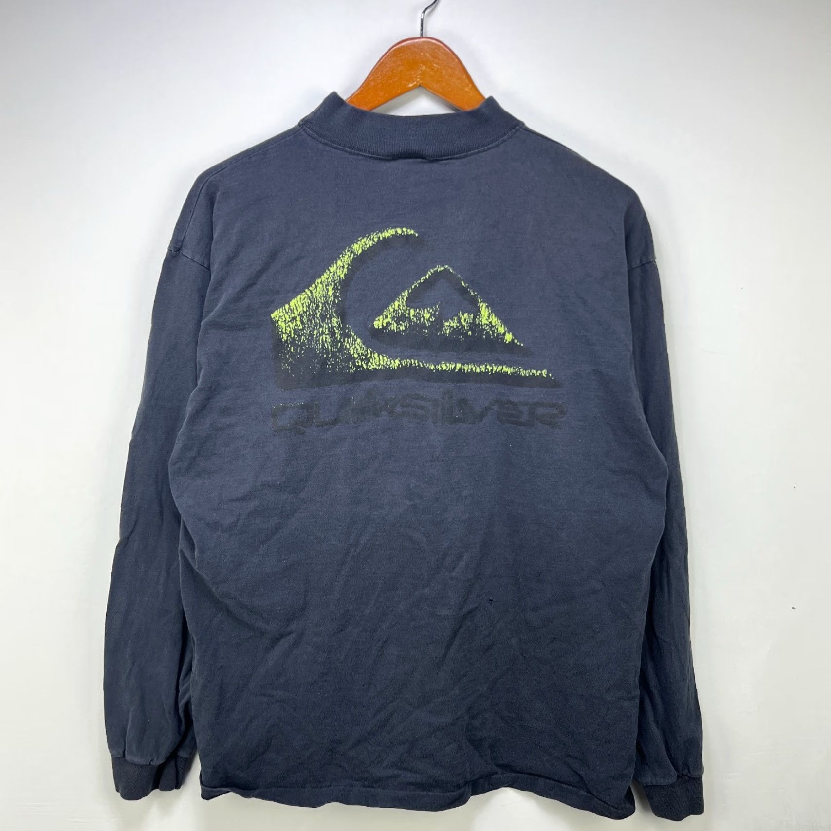 Quiksilver VINTAGE Quiksilver Shirt L Mens Black 90s USA Mock Neck - T-Shirt Size US L / EU 52-54 / 3 - 2 Thumbnail