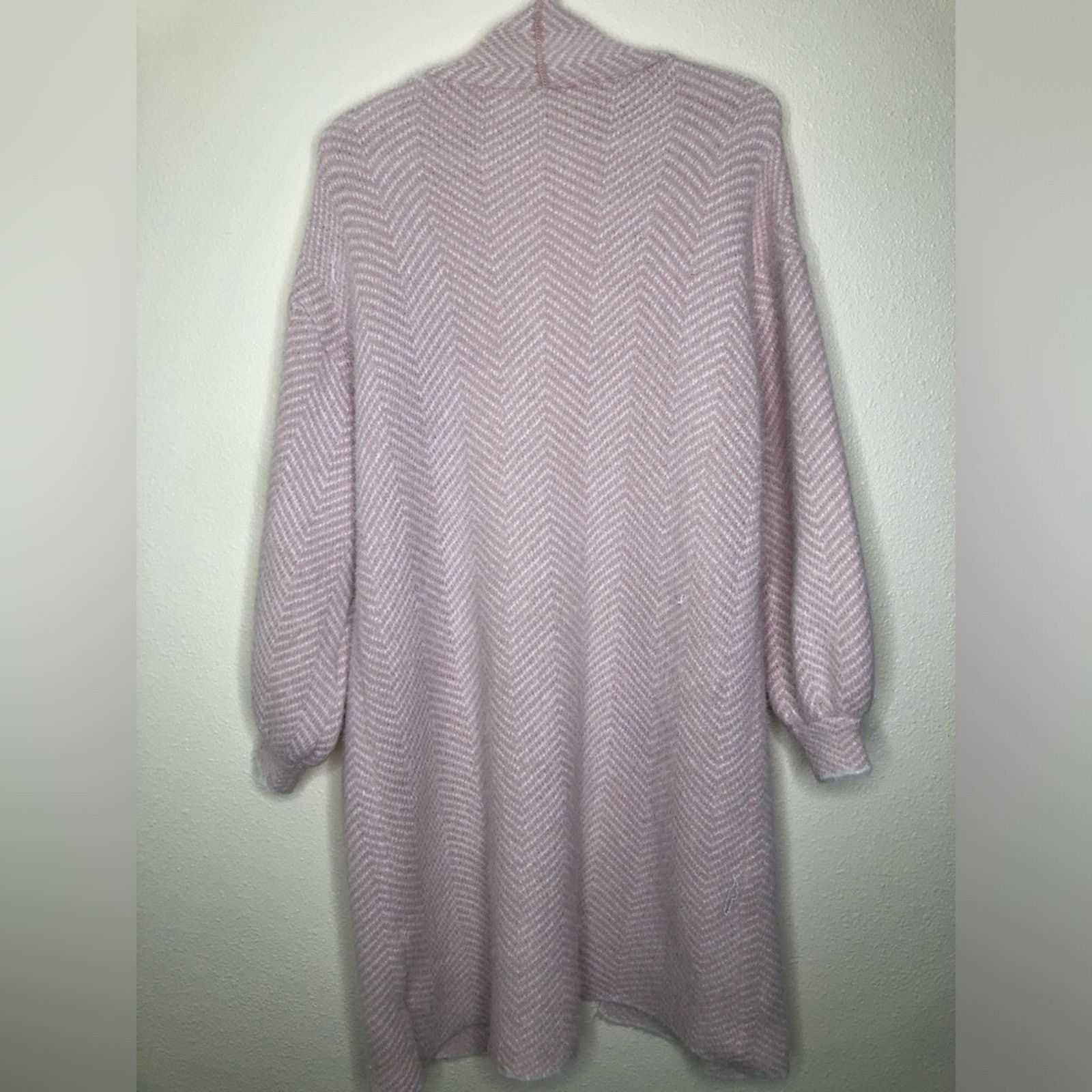 Shein Shein Pink Long Shawl Jacket—fuzzy texture— Medium Size M / US 6-8 / IT 42-44 - 2 Thumbnail