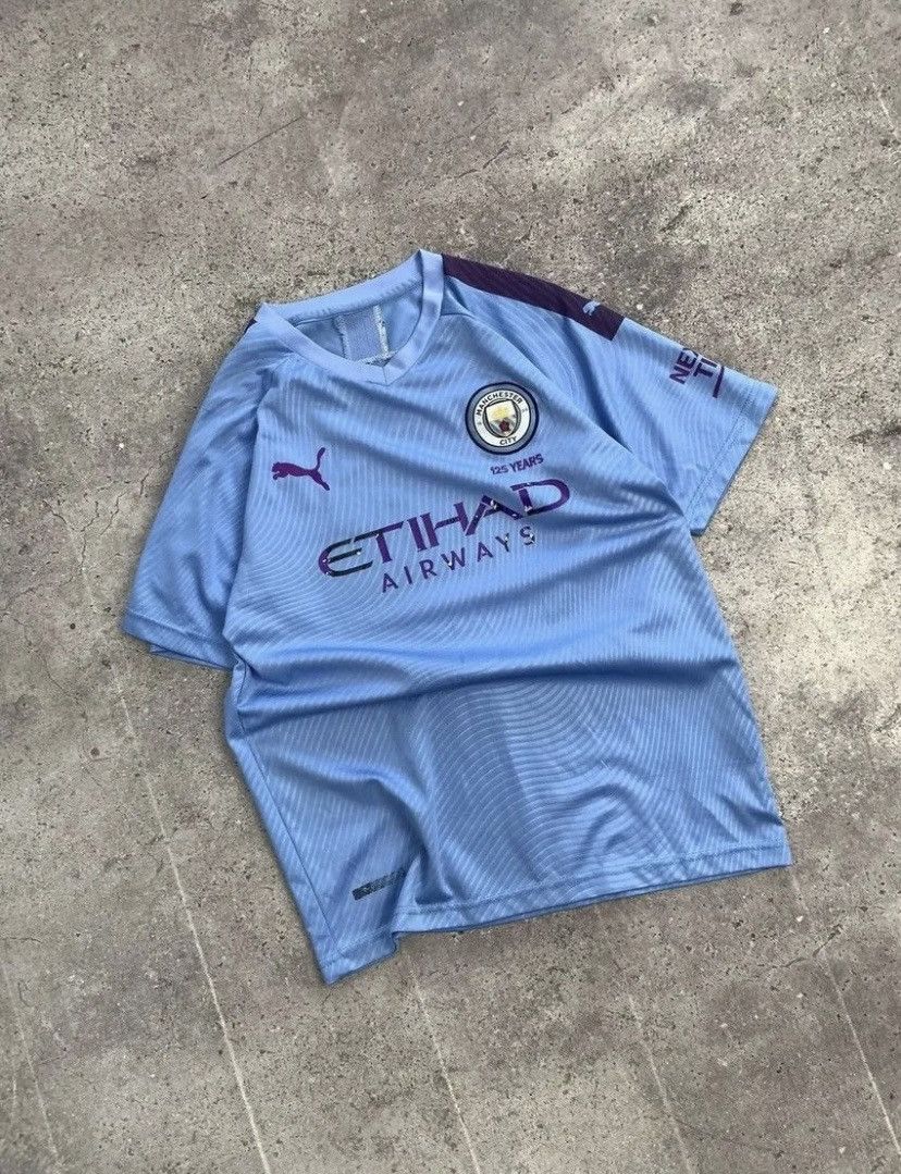 Puma Vintage Kun Aguero 10 Manchester City Jersey Soccer Size US L / EU 52-54 / 3 - 5 Thumbnail